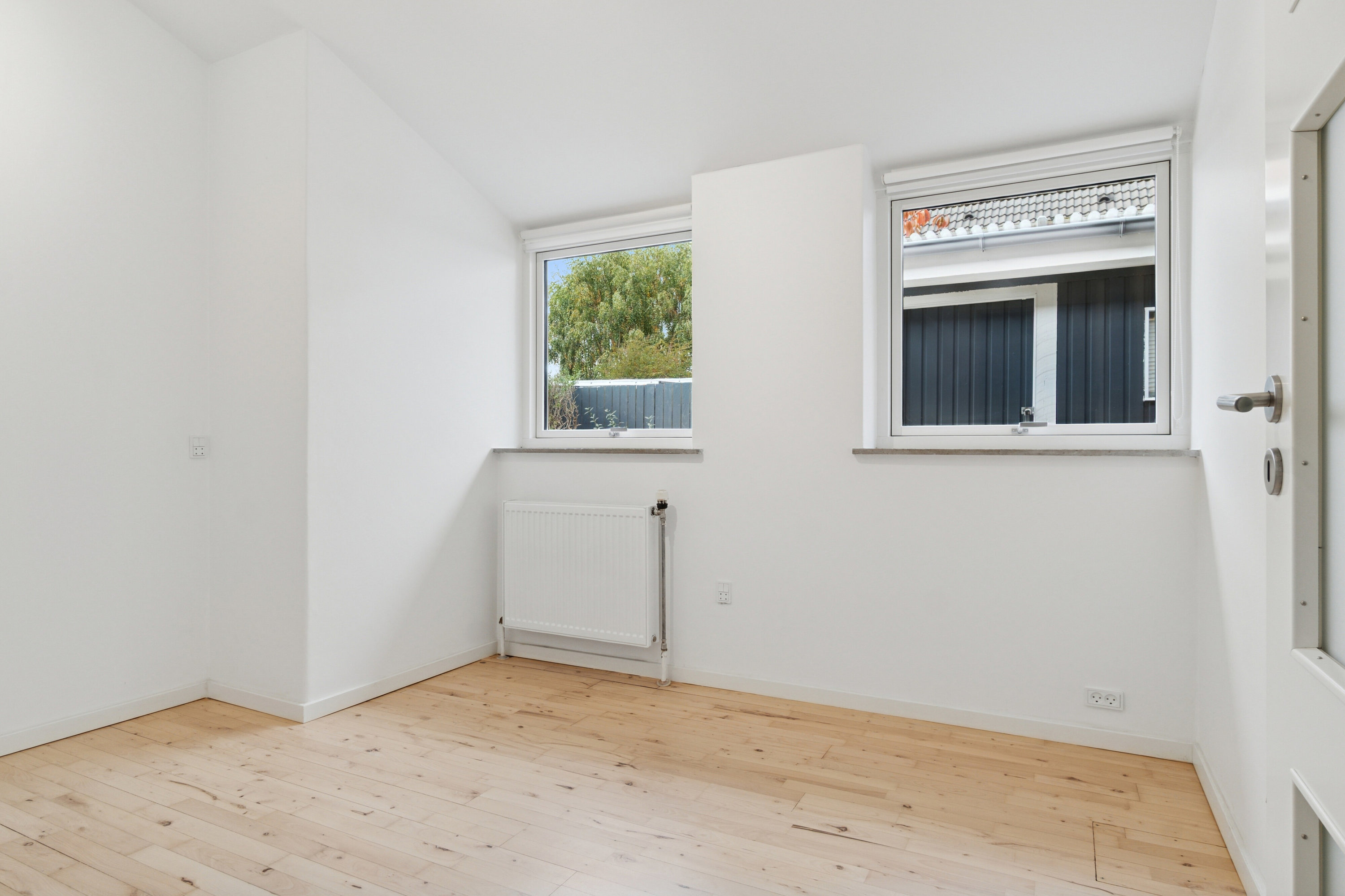 Fremhævet soveværelse billede i fuldskærmstilstand. Billede af Nymarksvej 22, 2650 Hvidovre