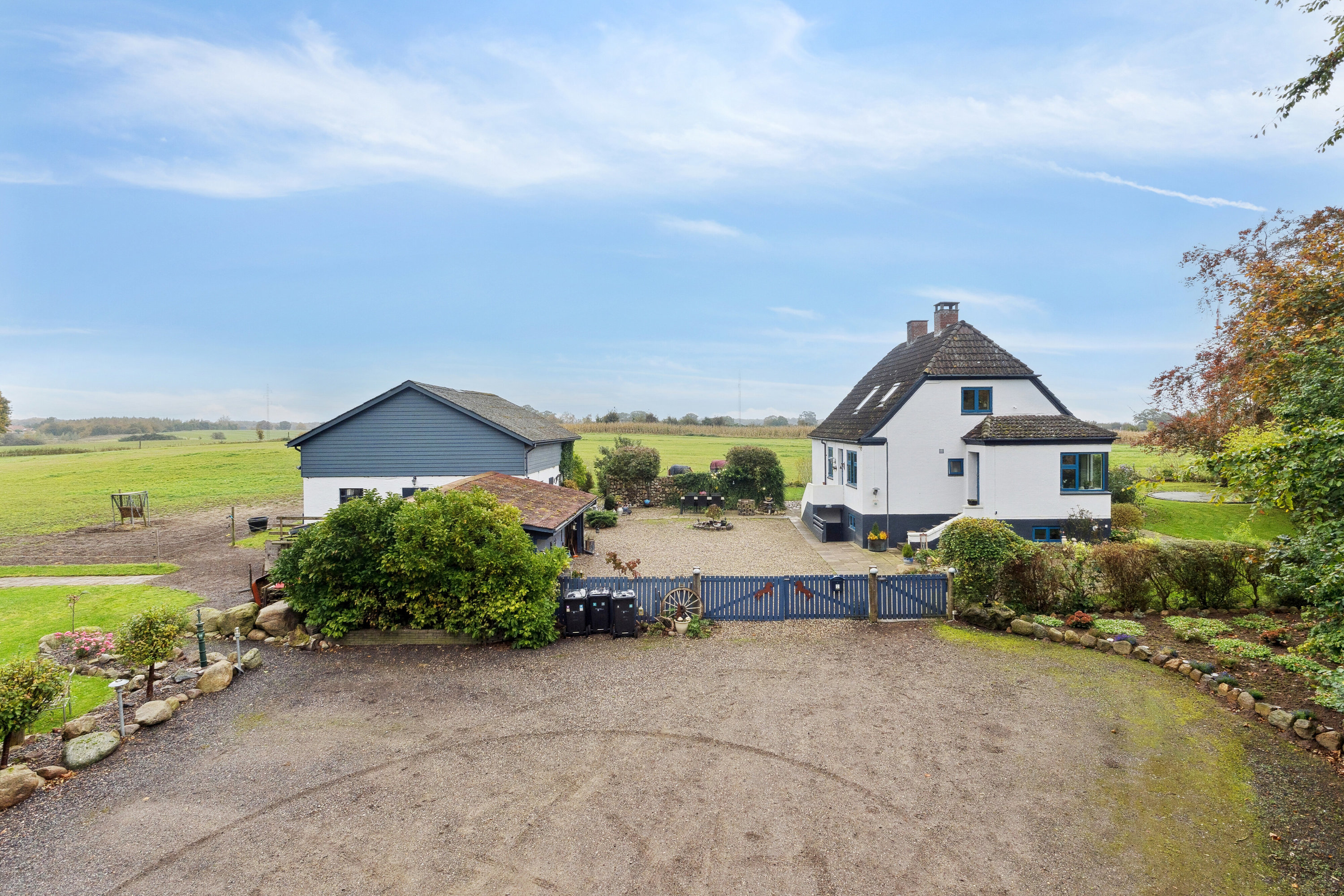 Villa: Set fra vejen på Evensølundvej 4, 4720 Præstø