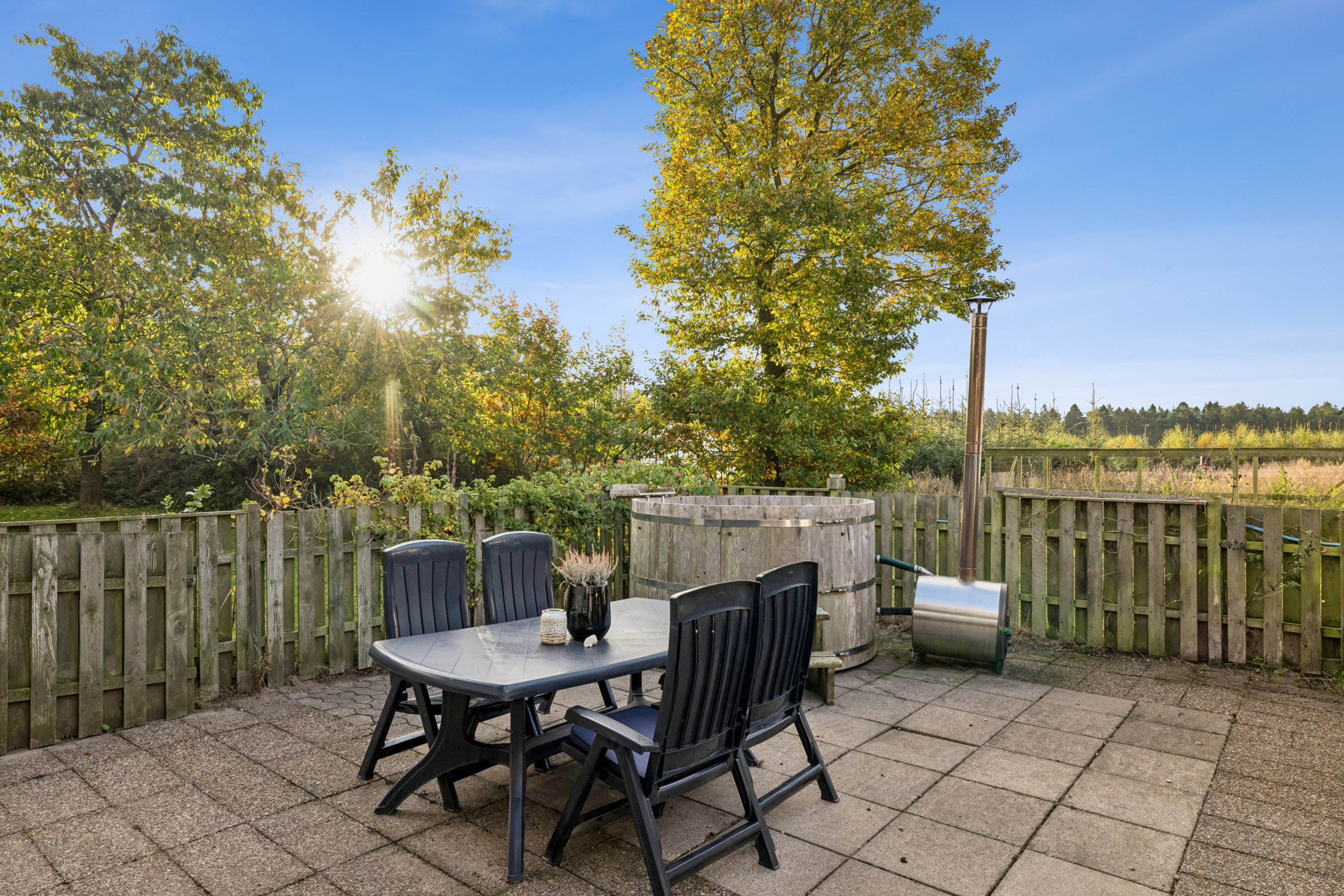 Fremhævet terrasse billede i fuldskærmstilstand. Billede af Brunhøjvej 6, 8585 Glesborg