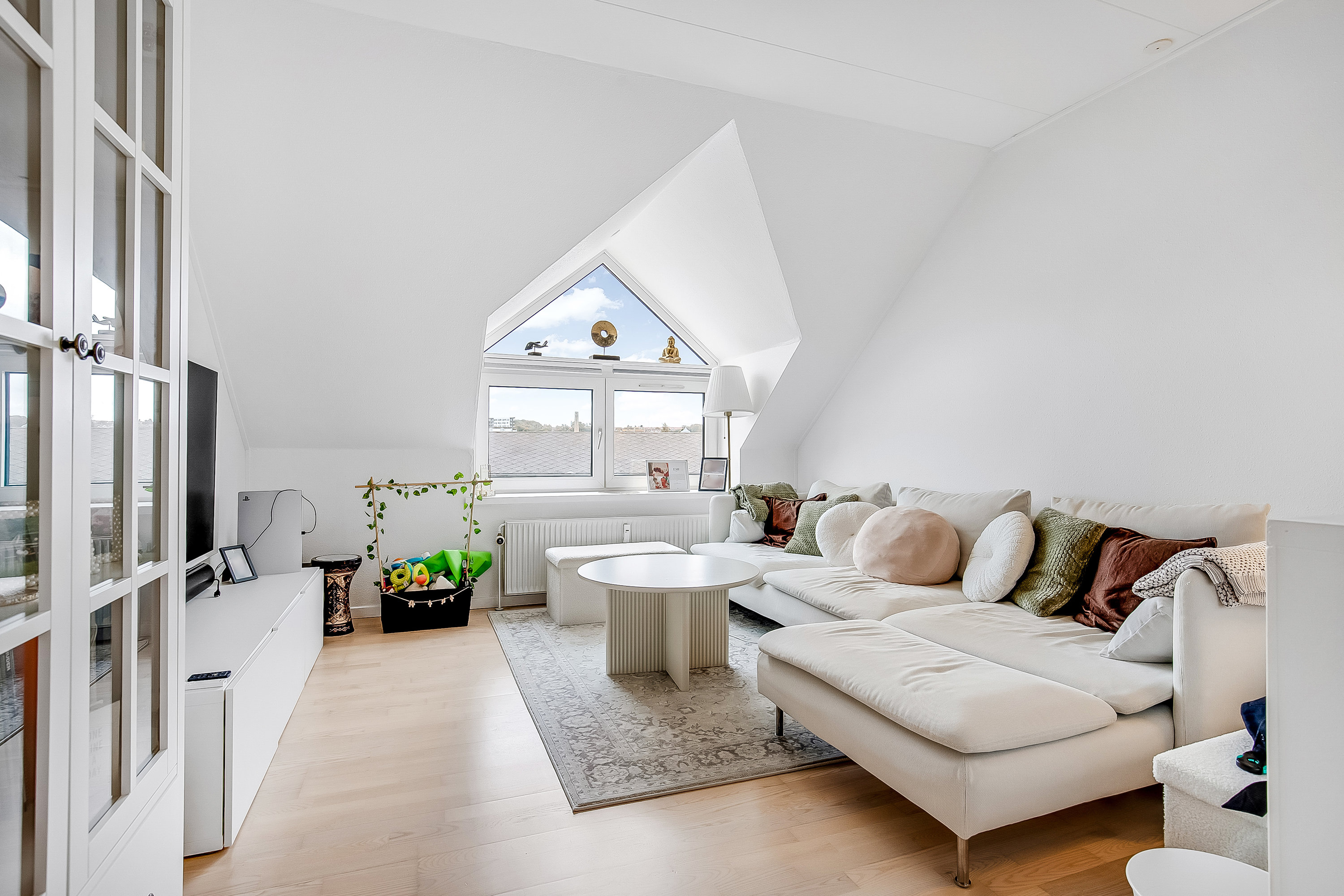 Fremhævet stue billede i fuldskærmstilstand. Billede af Ørstedsgade 34F, Centrum, 7100 Vejle