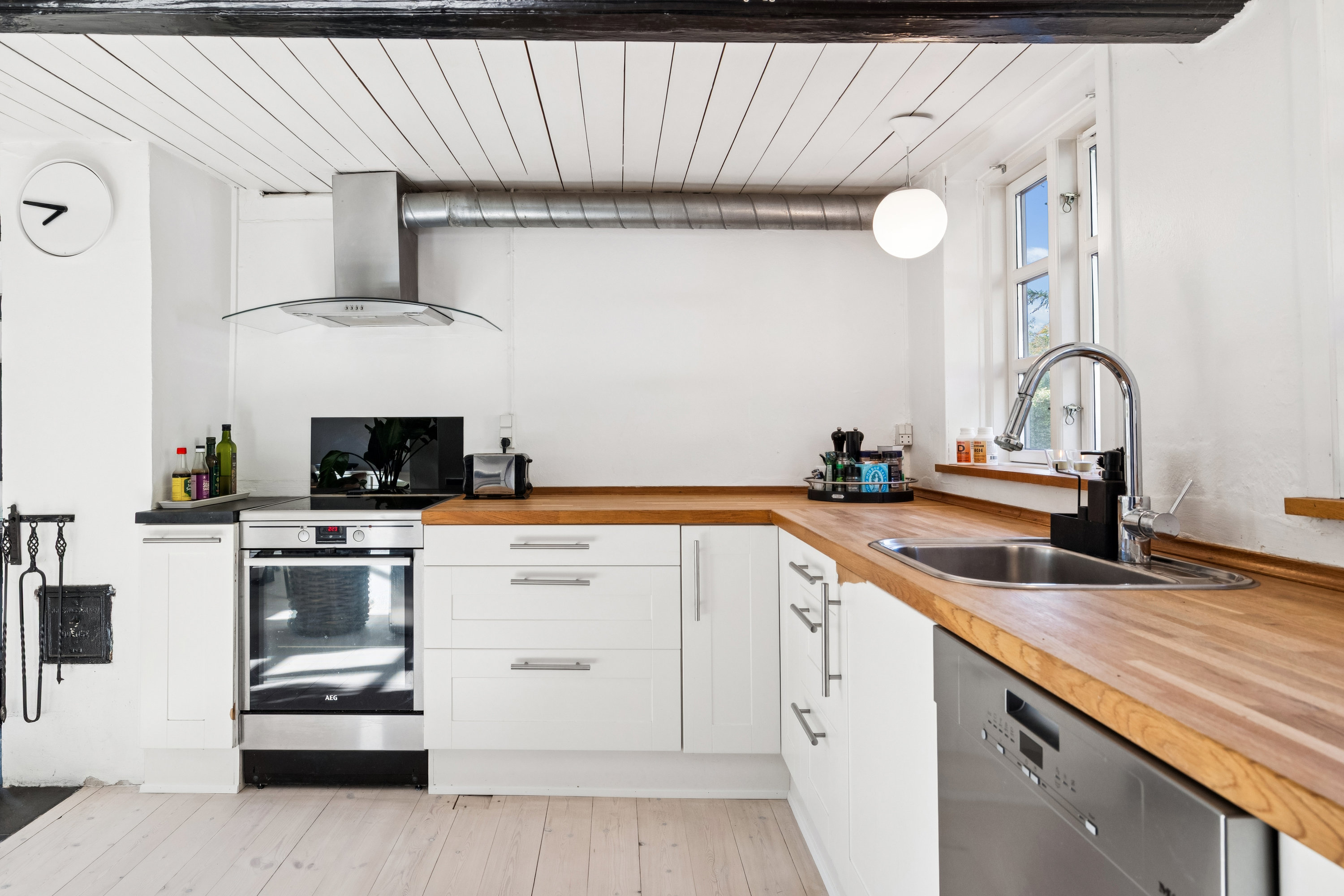 Fremhævet køkken billede i fuldskærmstilstand. Billede af Dyssehøjvej 2, Jennum, 8981 Spentrup