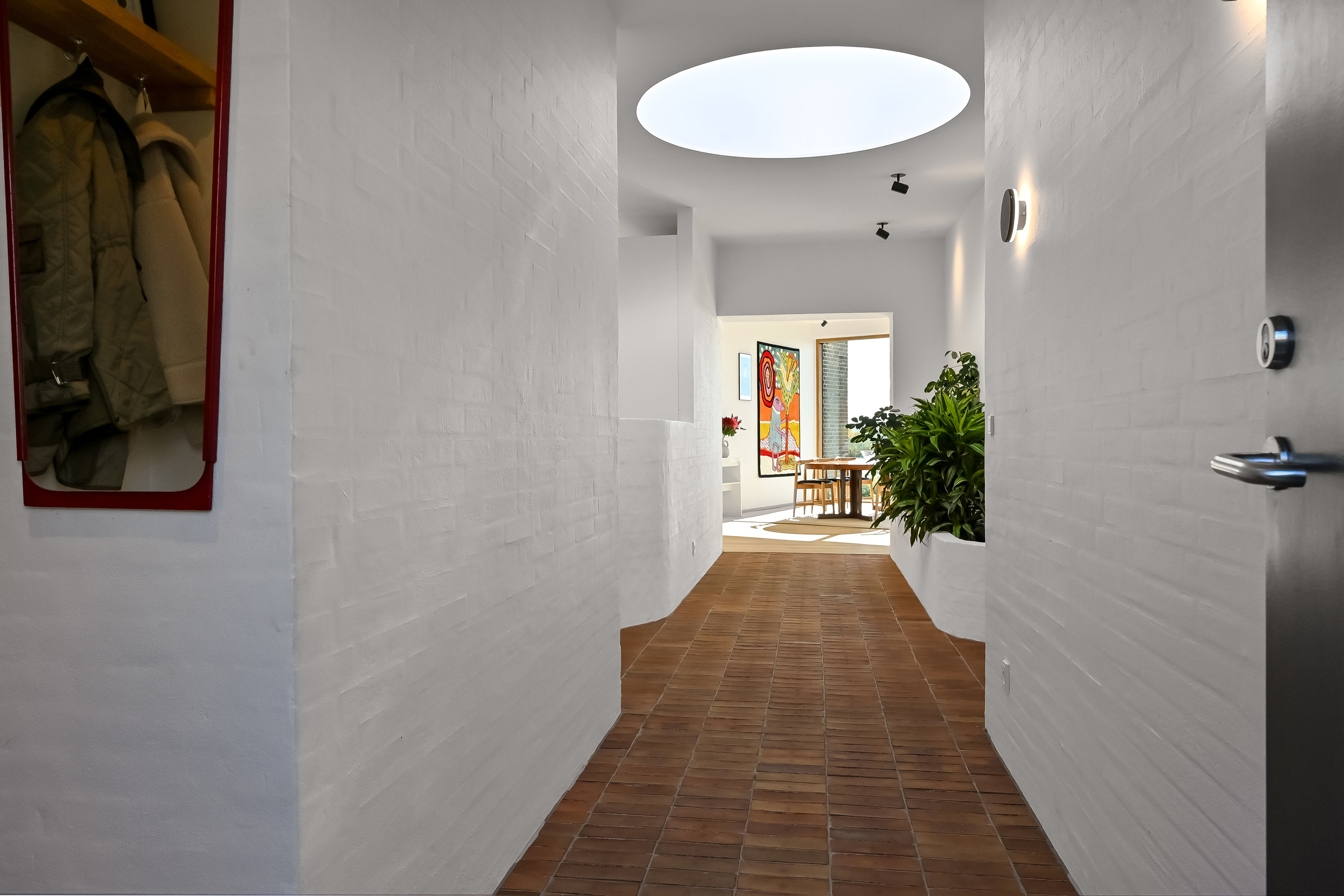 Fremhævet entré billede i fuldskærmstilstand. Billede af Rønnebakken 8, Tjørring, 7400 Herning