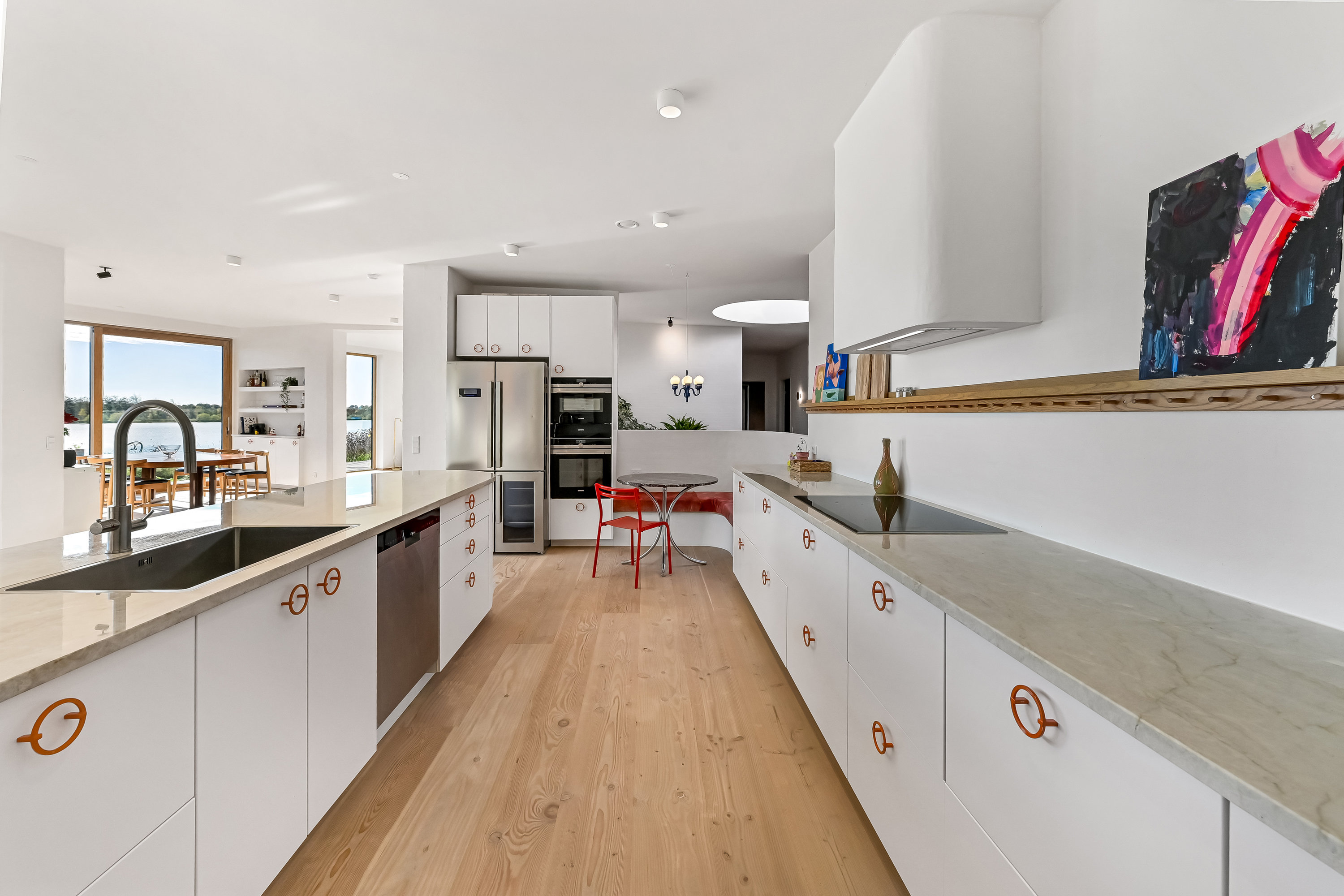 Fremhævet køkken billede i fuldskærmstilstand. Billede af Rønnebakken 8, Tjørring, 7400 Herning