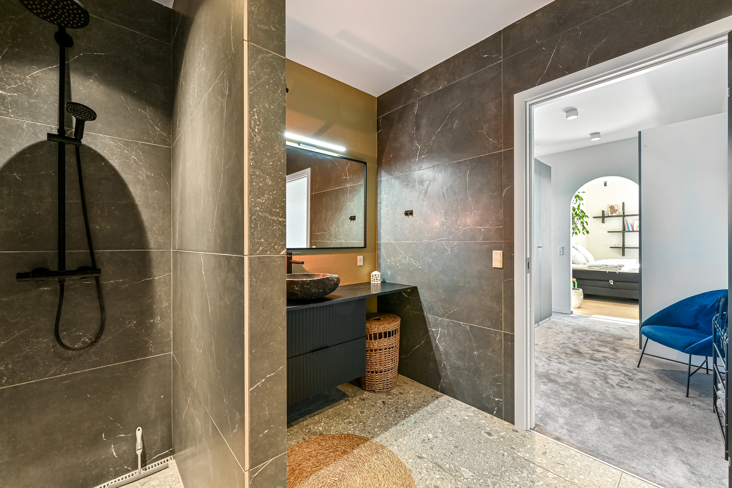 Fremhævet badeværelse billede i fuldskærmstilstand. Billede af Rønnebakken 8, Tjørring, 7400 Herning