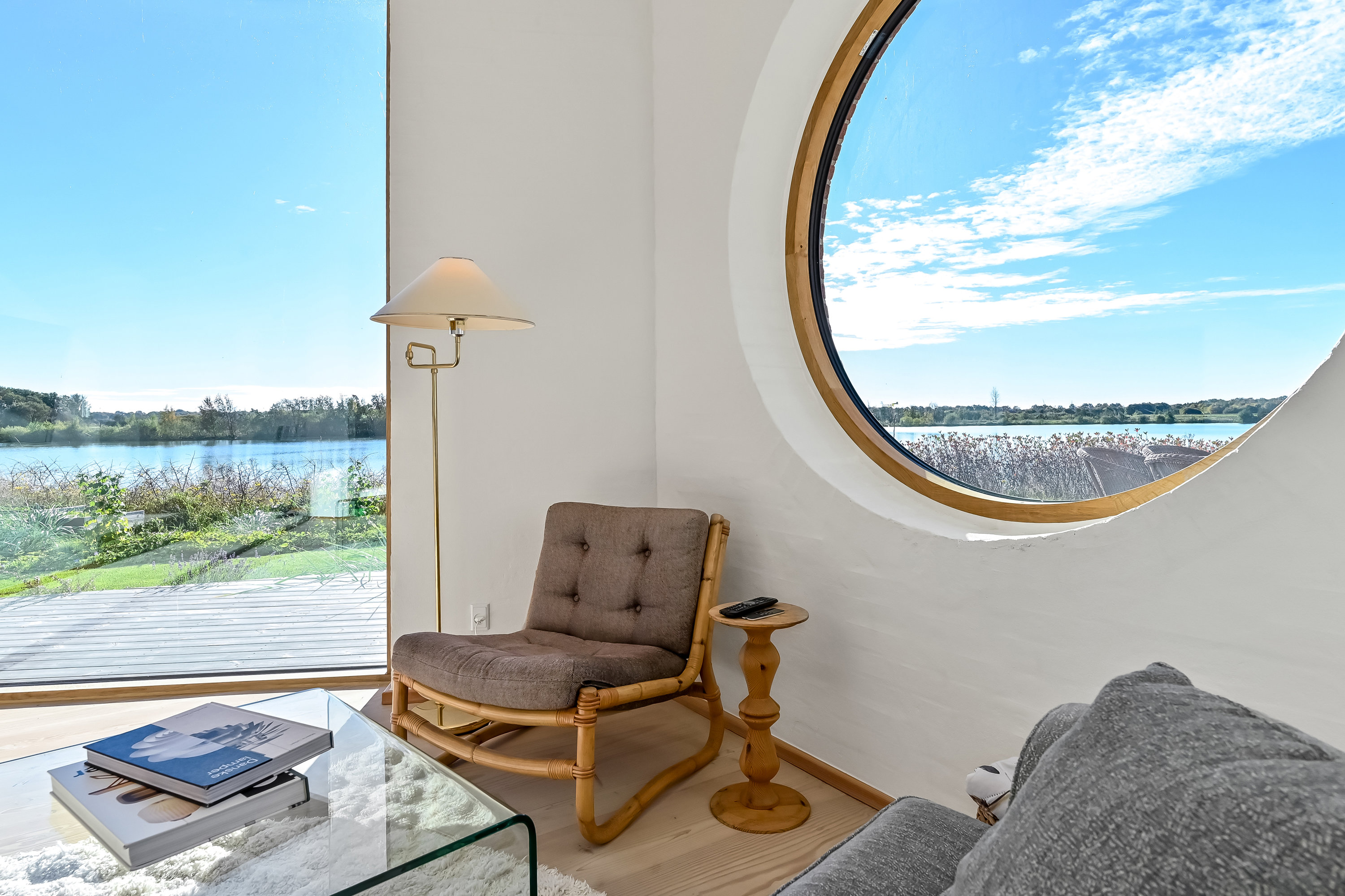 Fremhævet stue billede i fuldskærmstilstand. Billede af Rønnebakken 8, Tjørring, 7400 Herning