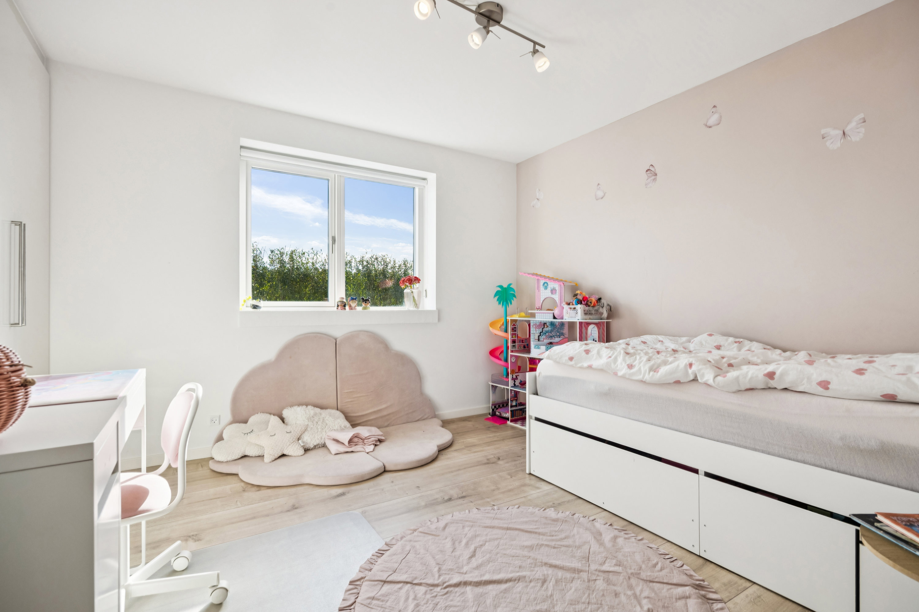 Fremhævet værelse billede i fuldskærmstilstand. Billede af Tennisskoven 71, 9320 Hjallerup