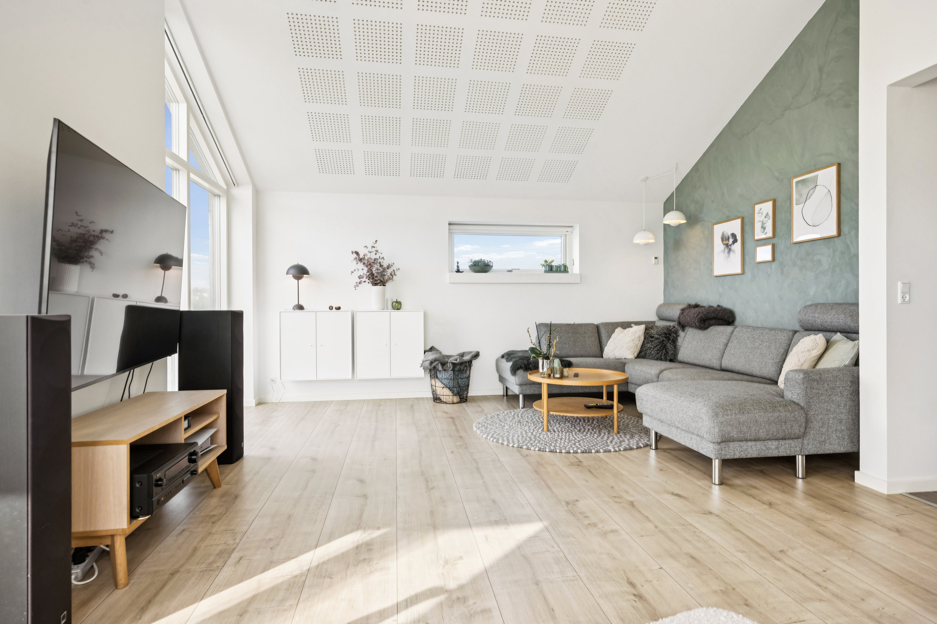 Fremhævet værelse billede i fuldskærmstilstand. Billede af Tennisskoven 71, 9320 Hjallerup