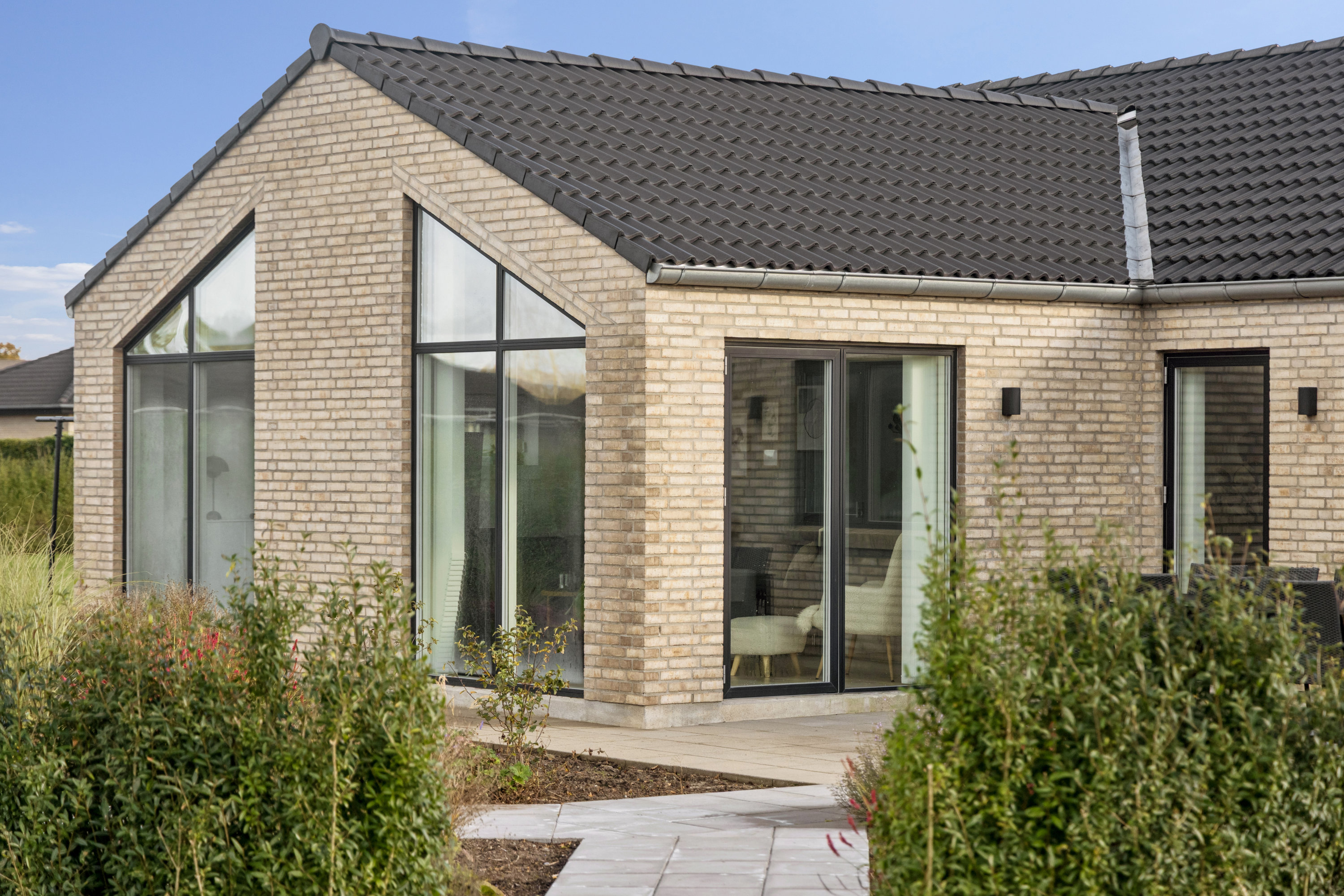 Fremhævet andet billede i fuldskærmstilstand. Billede af Tennisskoven 71, 9320 Hjallerup