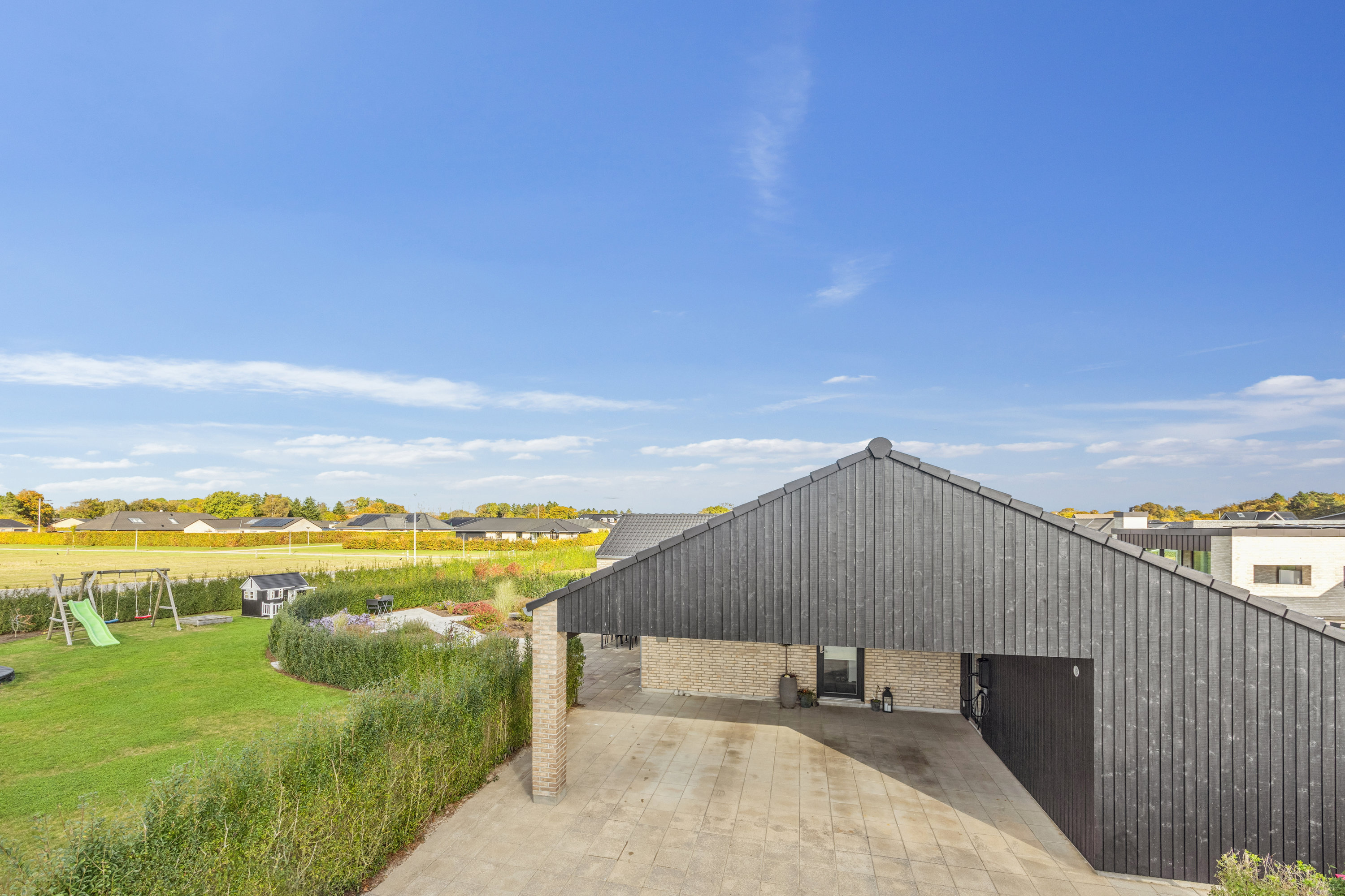 Fremhævet andet billede i fuldskærmstilstand. Billede af Tennisskoven 71, 9320 Hjallerup