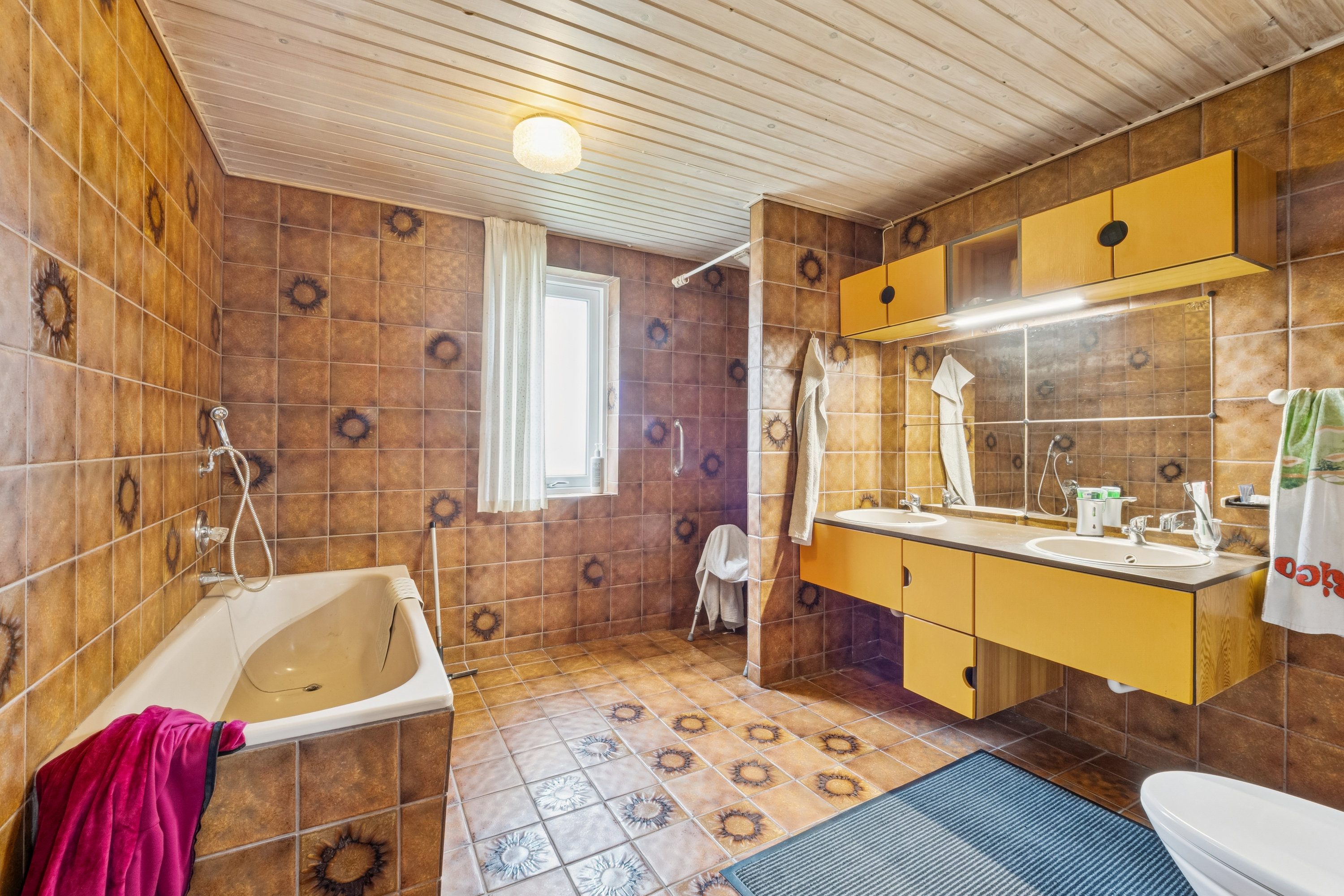 Fremhævet badeværelse billede i fuldskærmstilstand. Billede af Blinkevej 1, Sillerslev, 7990 Øster Assels