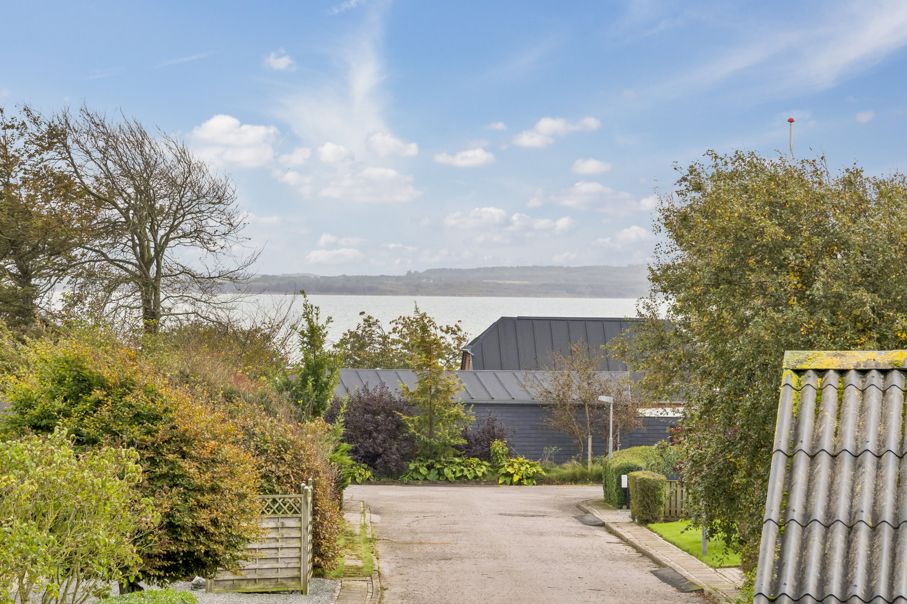 Fremhævet andet billede i fuldskærmstilstand. Billede af Blinkevej 1, Sillerslev, 7990 Øster Assels