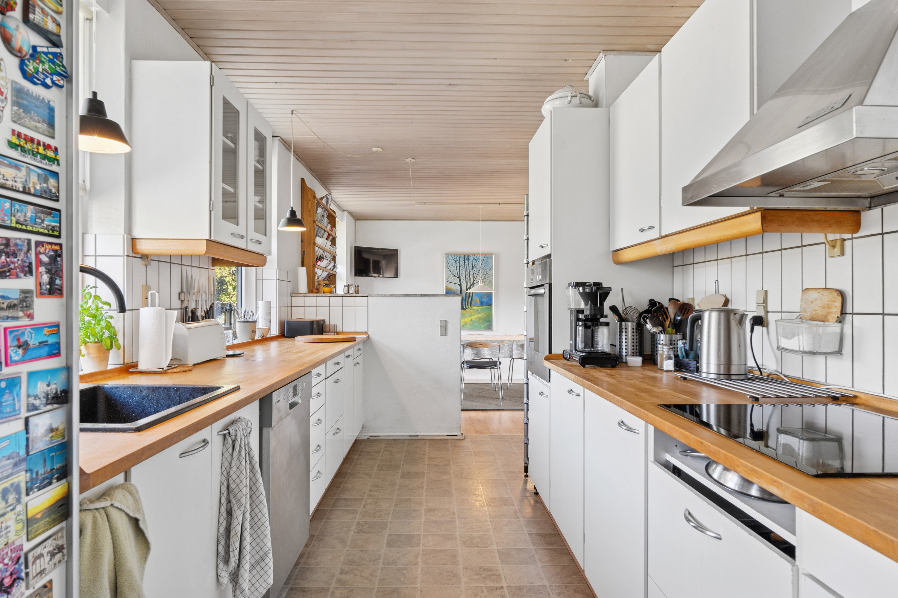 Fremhævet køkken billede i fuldskærmstilstand. Billede af Rønnebærvænget 22, 5800 Nyborg