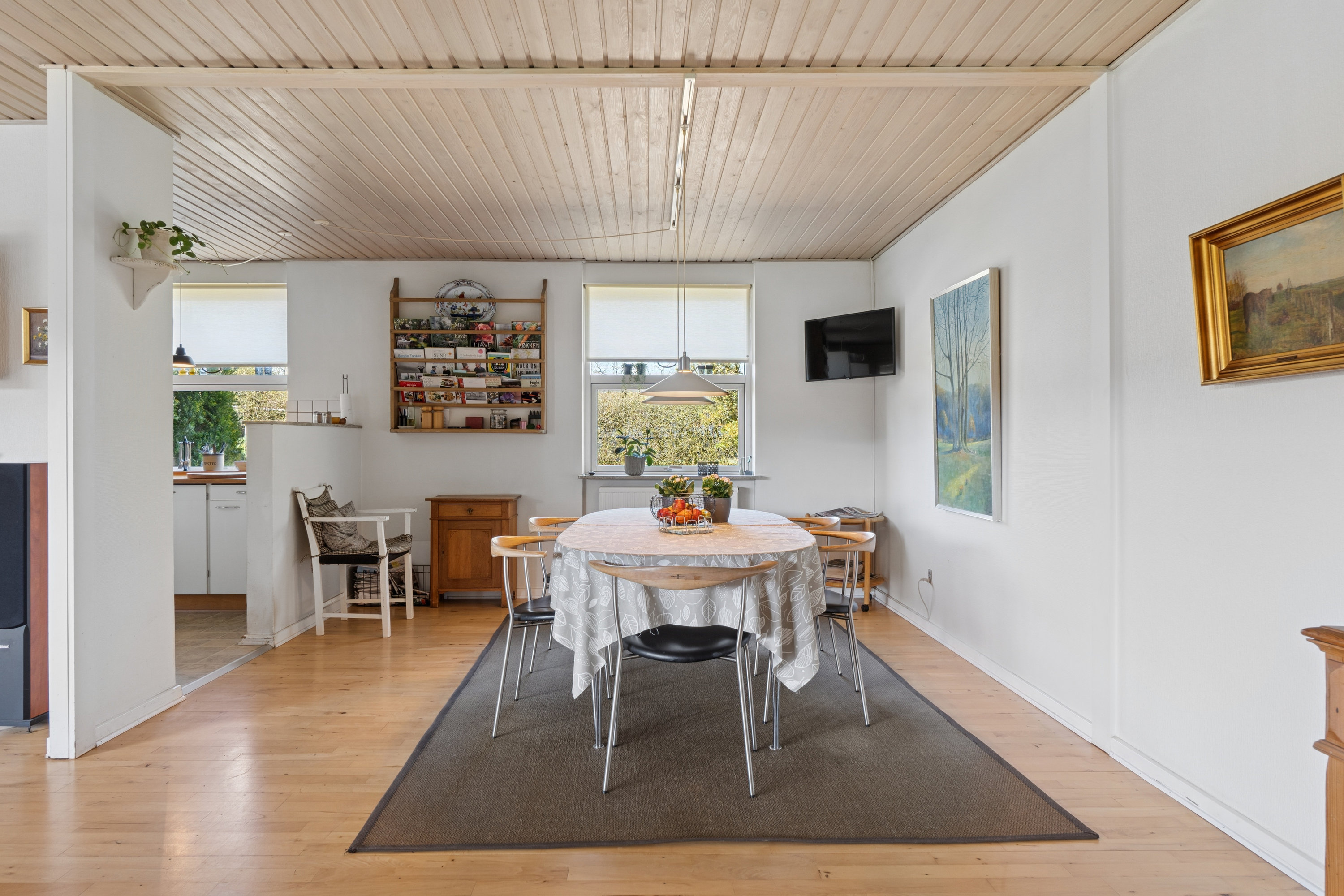 Fremhævet stue billede i fuldskærmstilstand. Billede af Rønnebærvænget 22, 5800 Nyborg