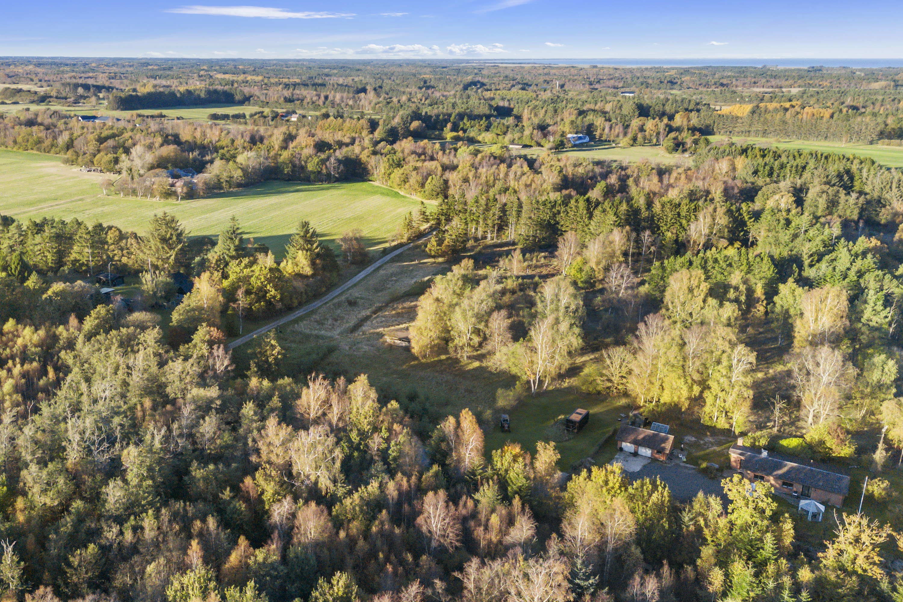 Miniaturebillede 1: luftfoto. Billede af Tuenvej 234, 9900 Frederikshavn