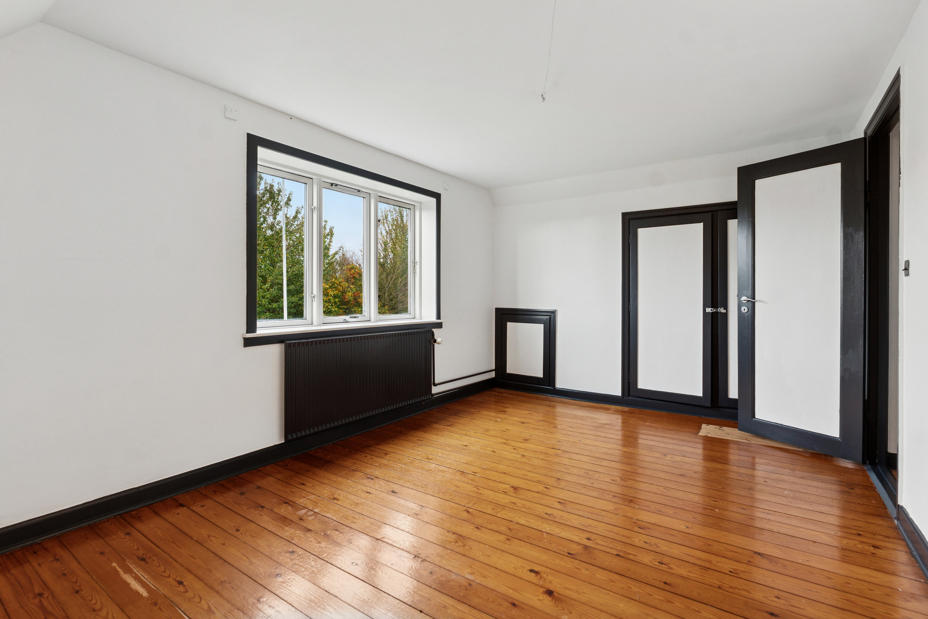 Fremhævet soveværelse billede i fuldskærmstilstand. Billede af Hovedgaden 41, 5932 Humble