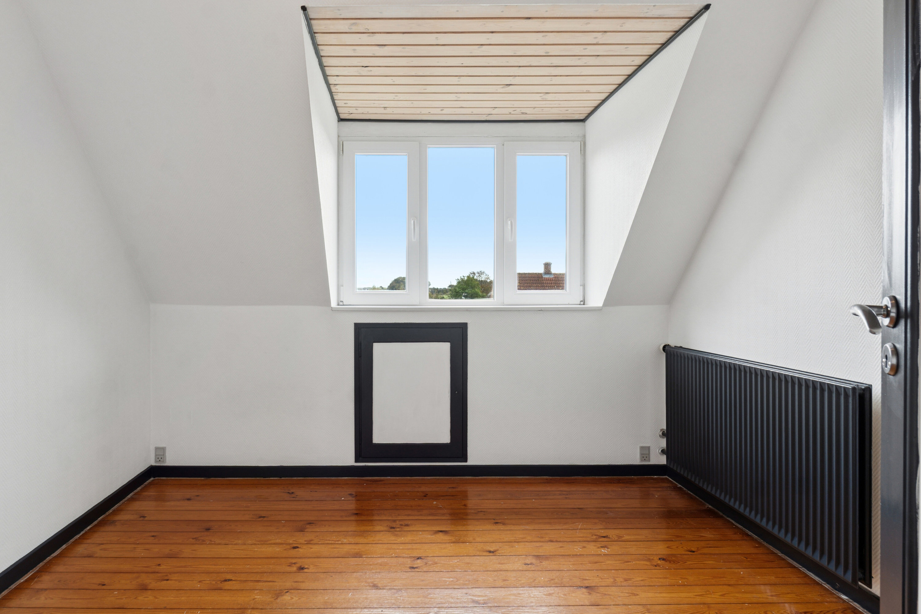 Fremhævet soveværelse billede i fuldskærmstilstand. Billede af Hovedgaden 41, 5932 Humble