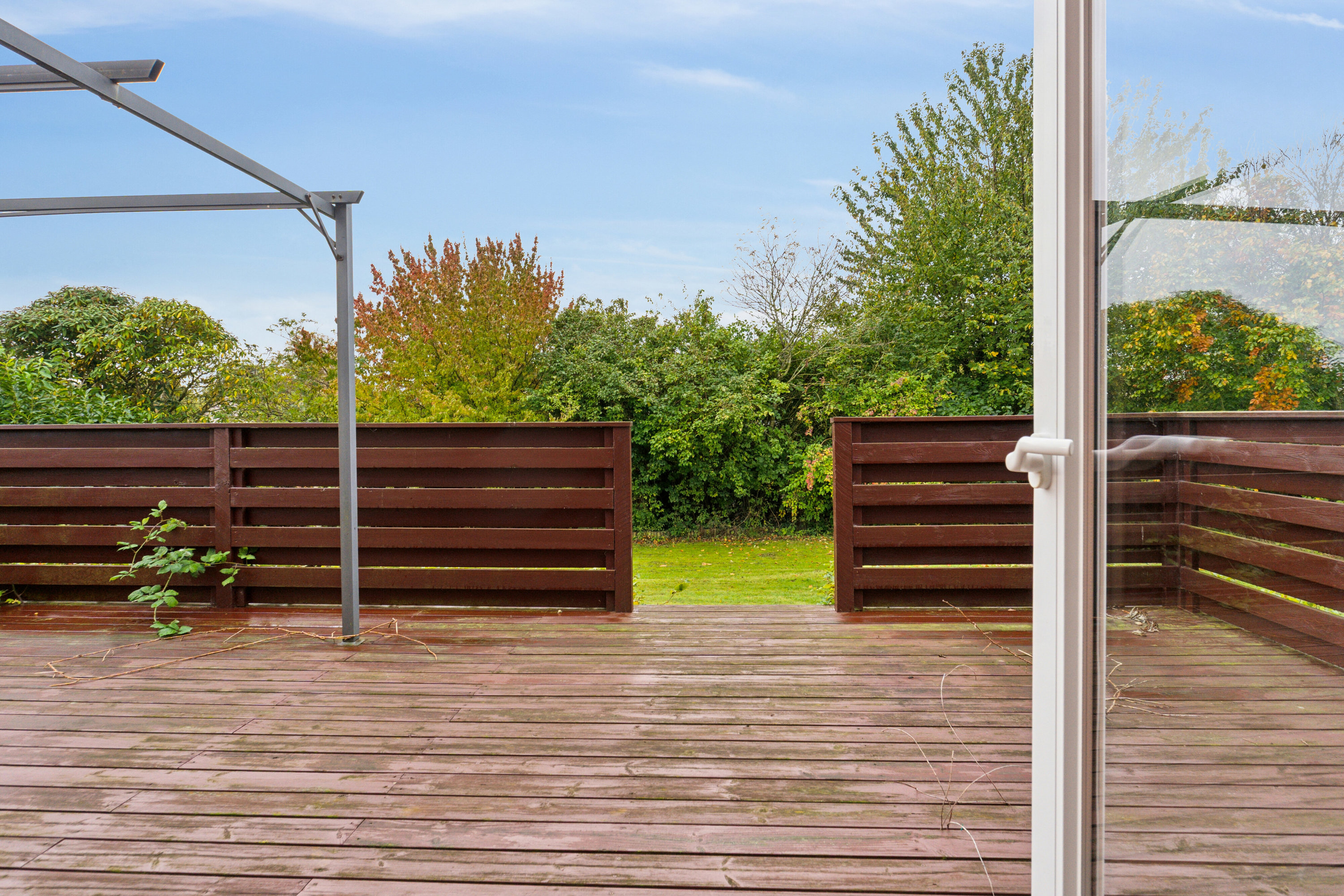 Fremhævet terrasse billede i fuldskærmstilstand. Billede af Hovedgaden 41, 5932 Humble