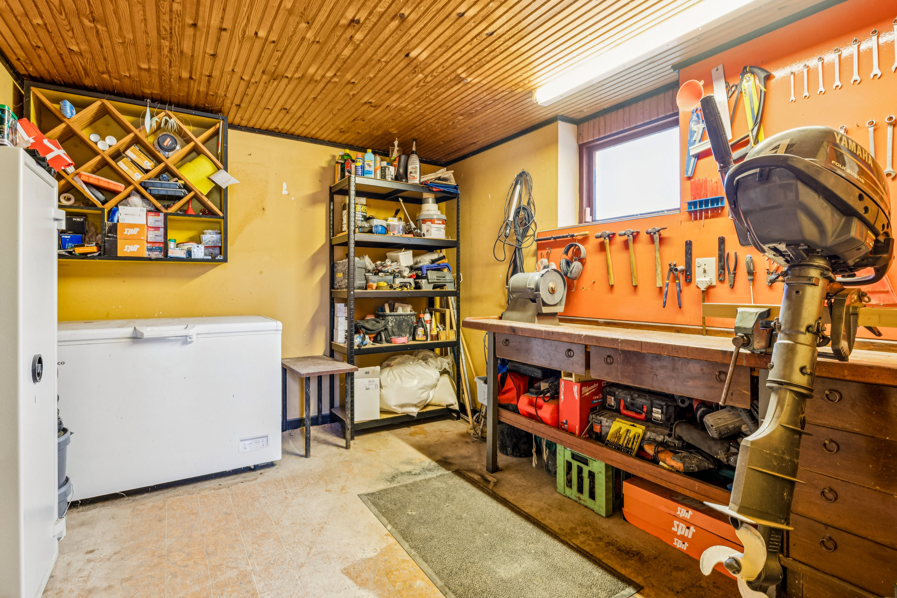 Fremhævet garage billede i fuldskærmstilstand. Billede af Korsnæbsvej 34, 4673 Rødvig Stevns