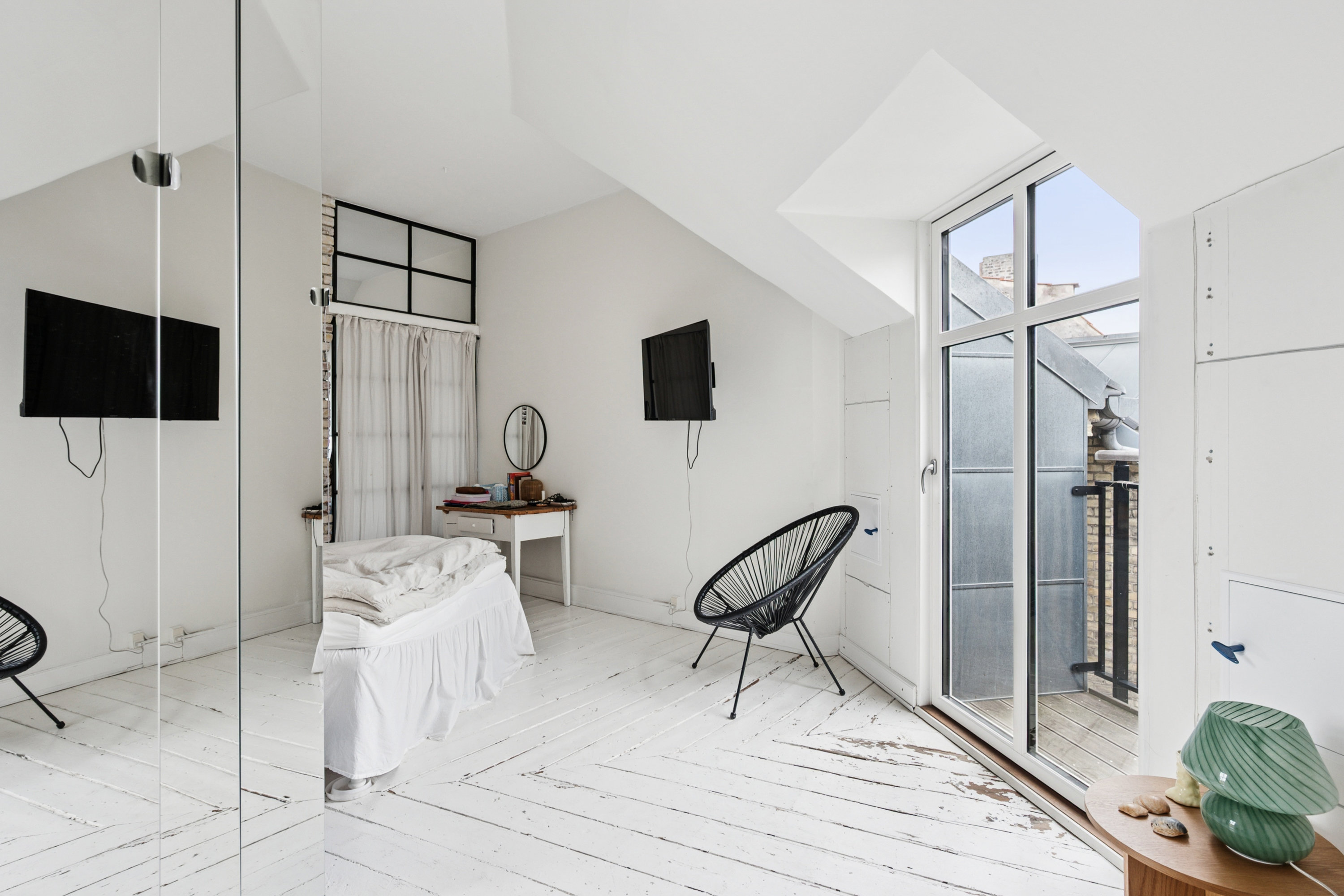 Fremhævet værelse billede i fuldskærmstilstand. Billede af Sønder Boulevard 43, 5. tv., 1720 København V