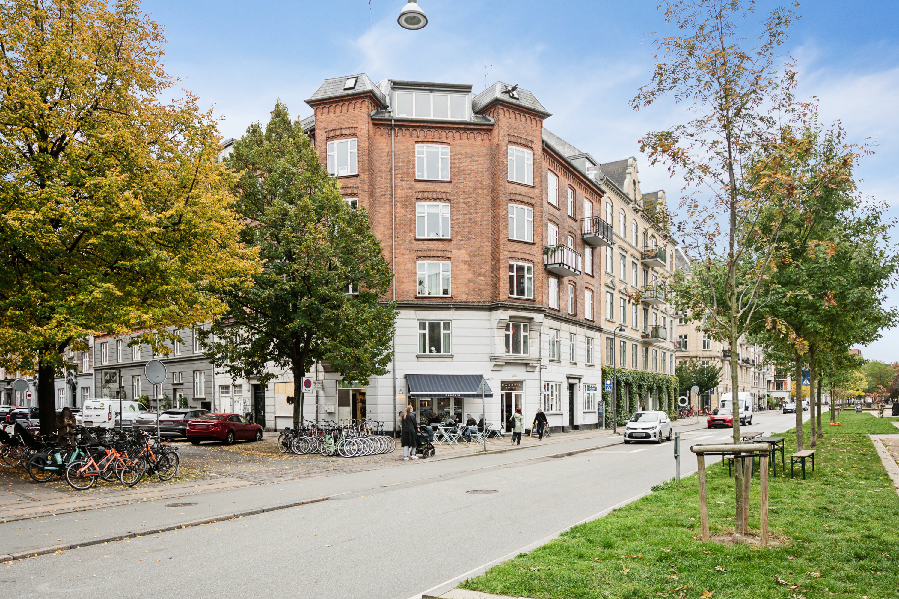 Fremhævet andet billede i fuldskærmstilstand. Billede af Sønder Boulevard 43, 5. tv., 1720 København V