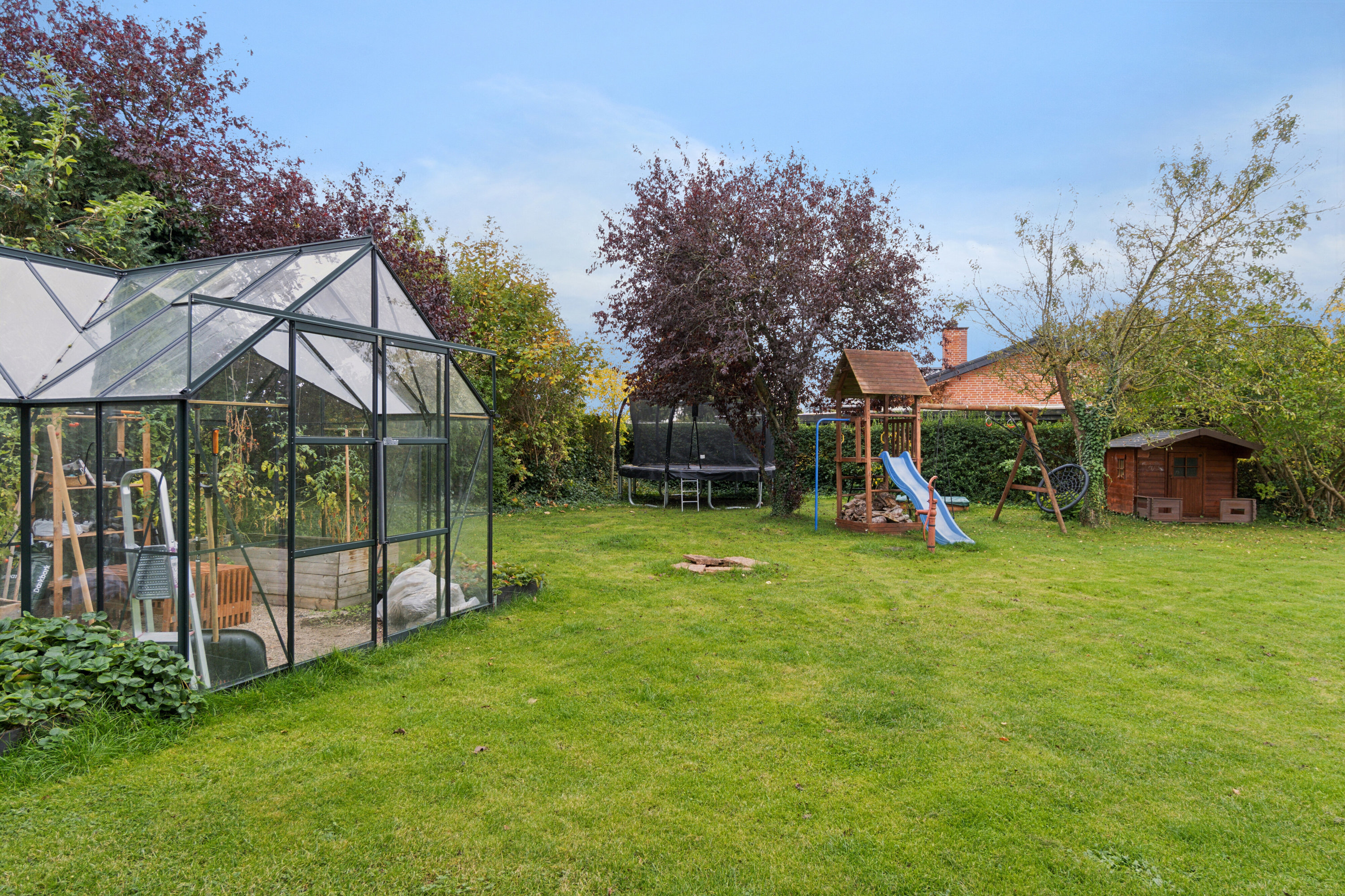 Fremhævet udendørs billede i fuldskærmstilstand. Billede af Rudbølvej 7, 2650 Hvidovre