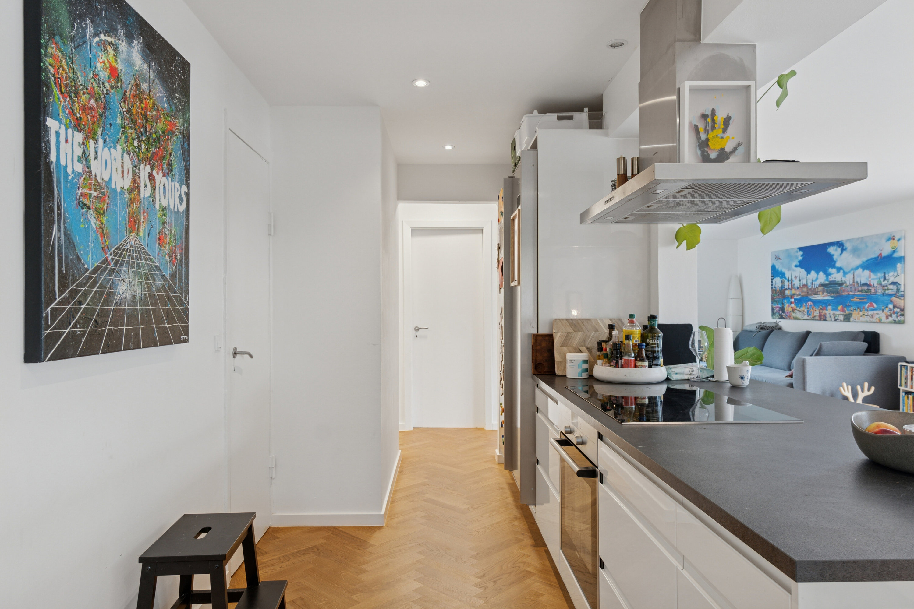 Fremhævet køkken billede i fuldskærmstilstand. Billede af Rudbølvej 7, 2650 Hvidovre