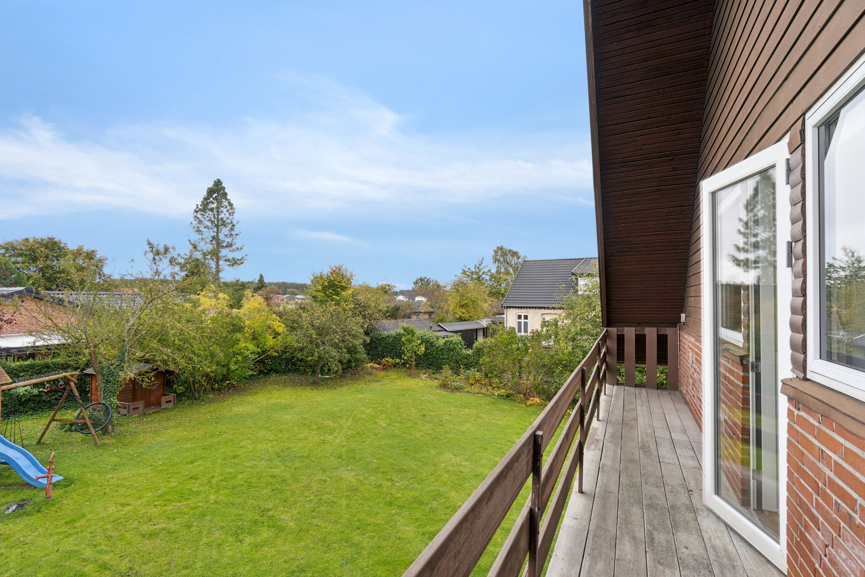 Fremhævet altan billede i fuldskærmstilstand. Billede af Rudbølvej 7, 2650 Hvidovre