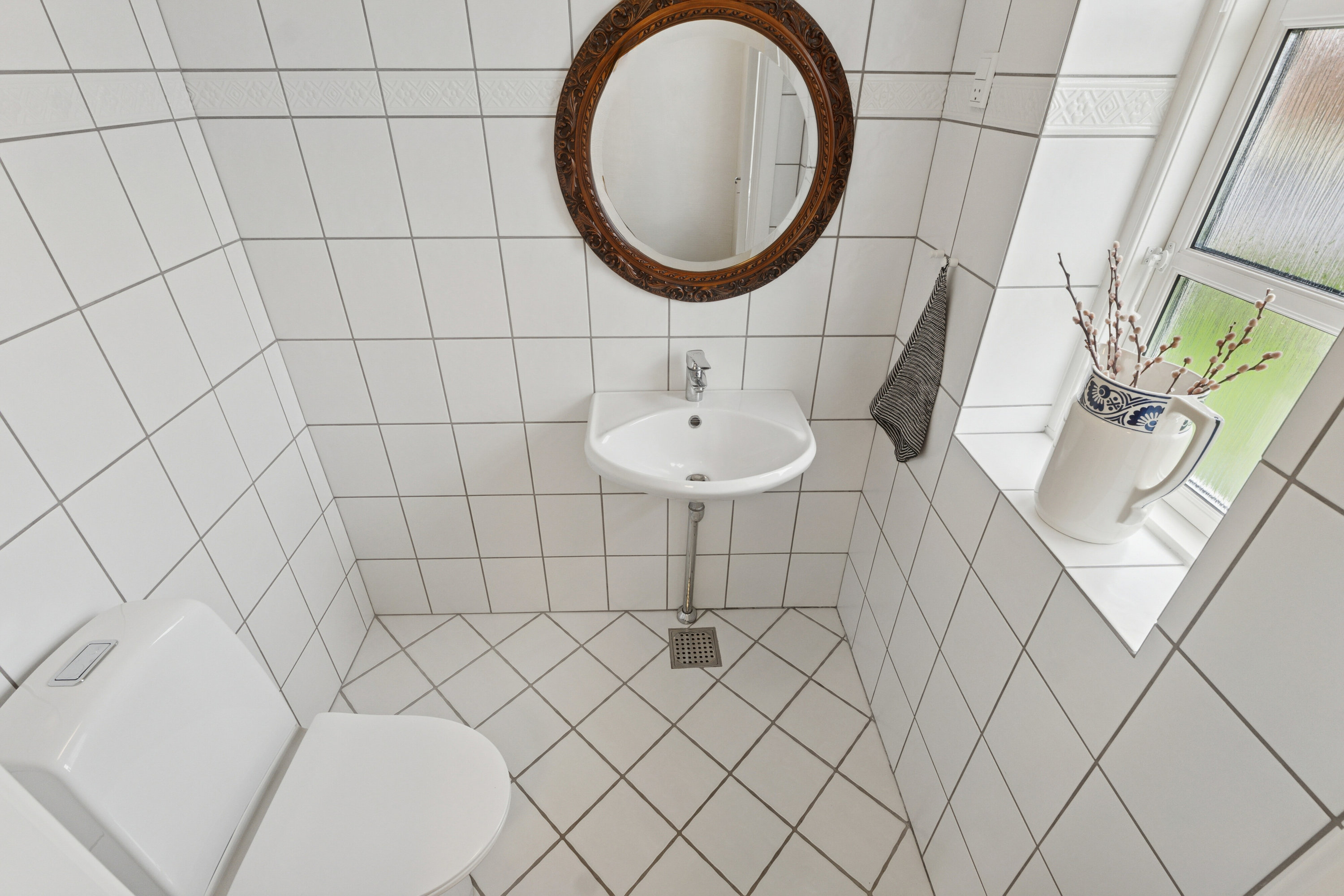 Fremhævet badeværelse billede i fuldskærmstilstand. Billede af Harevænget 31, Brøderup, 4733 Tappernøje