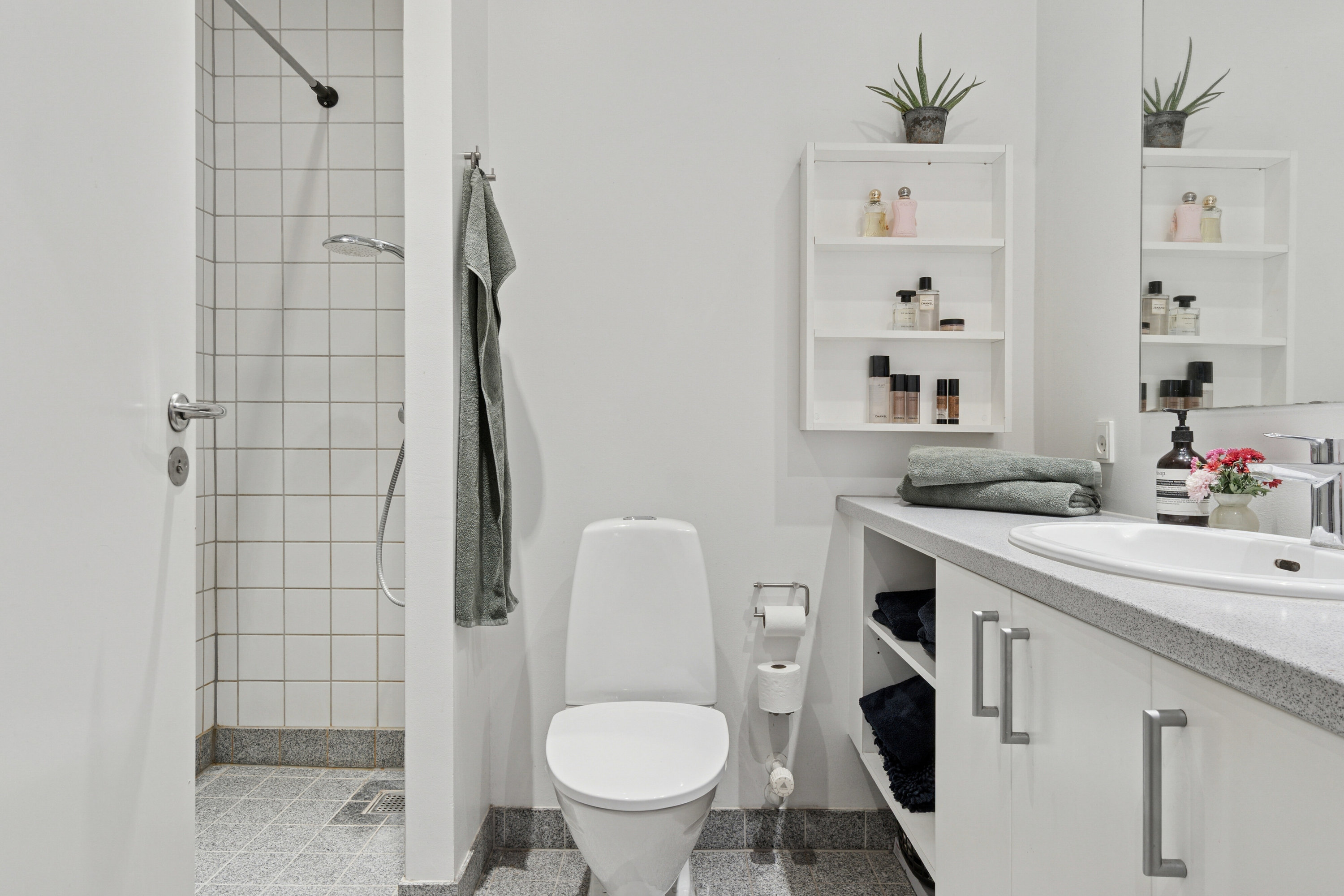 Fremhævet badeværelse billede i fuldskærmstilstand. Billede af Islands Brygge 30B, 10. 6., 2300 København S