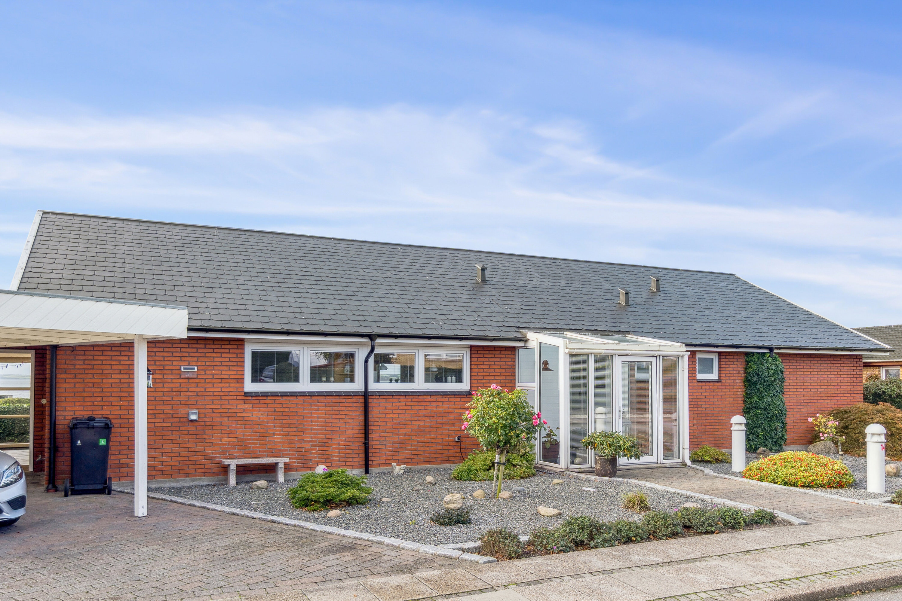 Fremhævet set fra vejen billede i fuldskærmstilstand. Billede af Søbrinken 14, 7700 Thisted