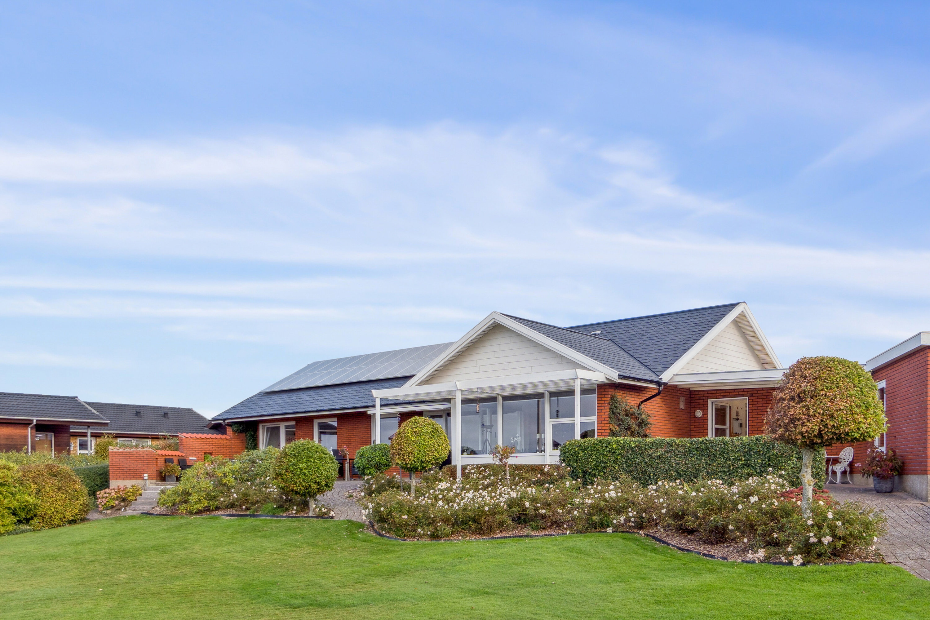 Fremhævet set fra haven billede i fuldskærmstilstand. Billede af Søbrinken 14, 7700 Thisted