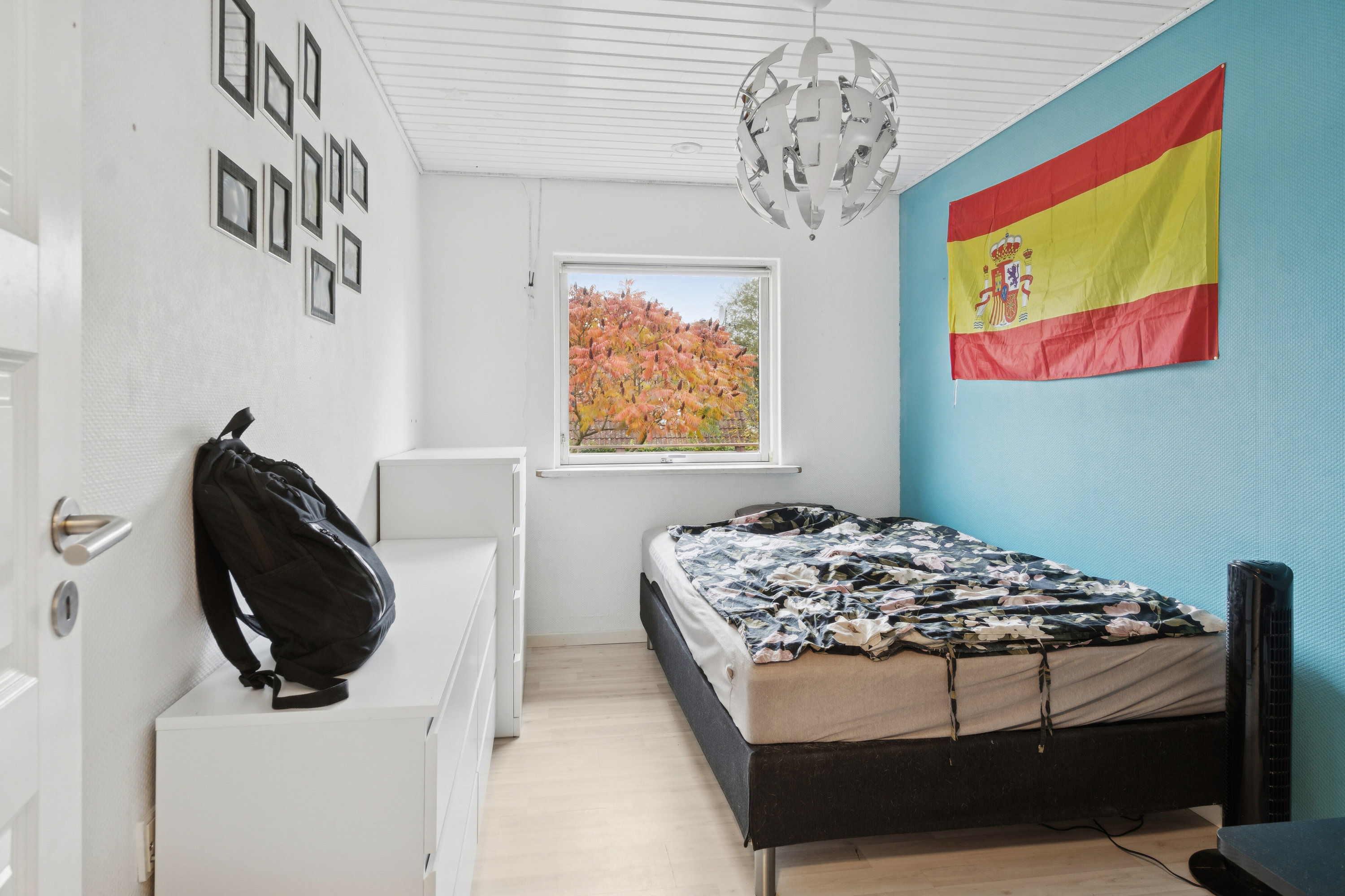 Fremhævet soveværelse billede i fuldskærmstilstand. Billede af Egevej 10, Undløse, 4340 Tølløse