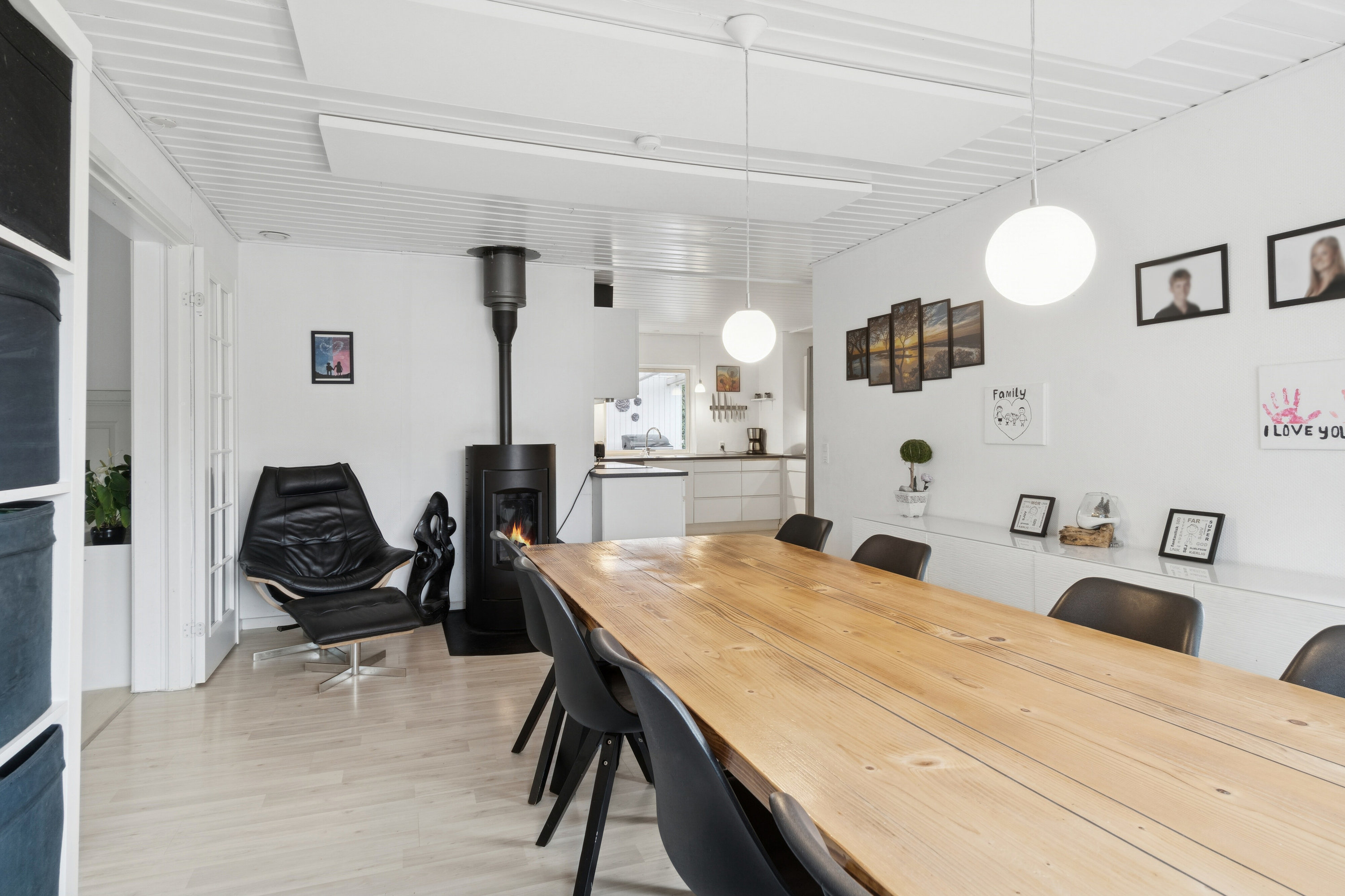 Fremhævet spisestue billede i fuldskærmstilstand. Billede af Egevej 10, Undløse, 4340 Tølløse