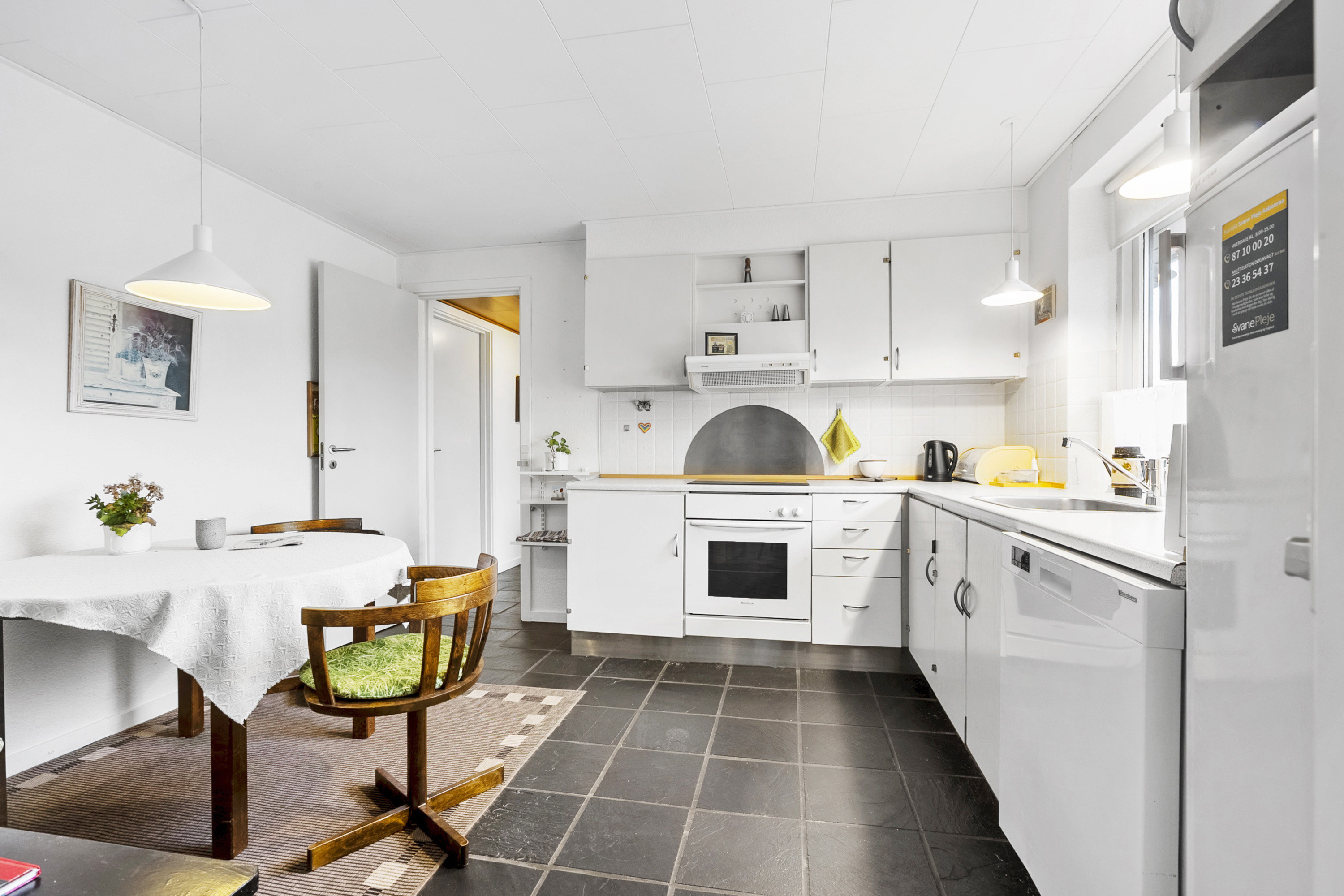 Fremhævet køkken billede i fuldskærmstilstand. Billede af Brunbjergvej 58, Løjt Kirkeby, 6200 Aabenraa