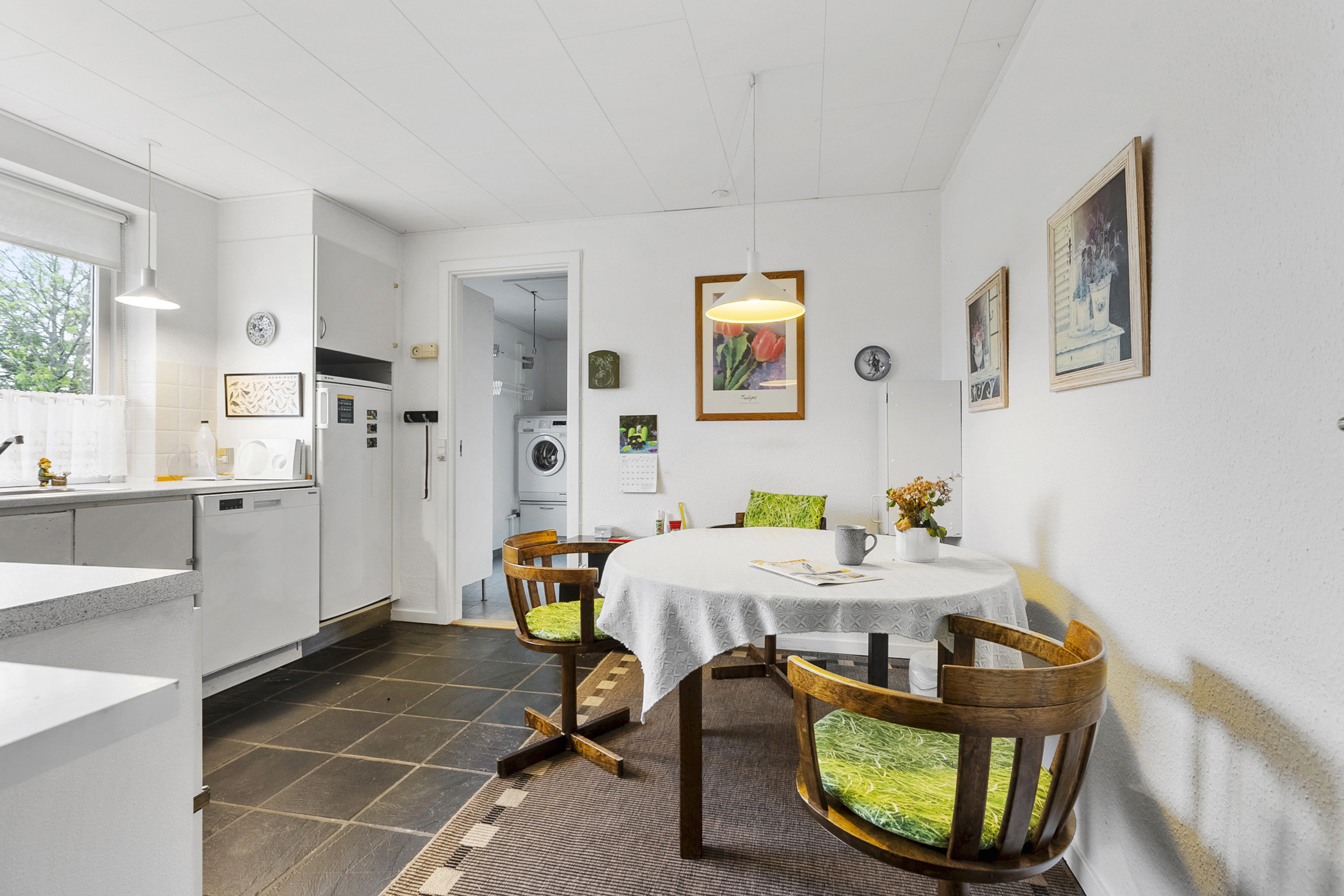 Fremhævet spisestue billede i fuldskærmstilstand. Billede af Brunbjergvej 58, Løjt Kirkeby, 6200 Aabenraa