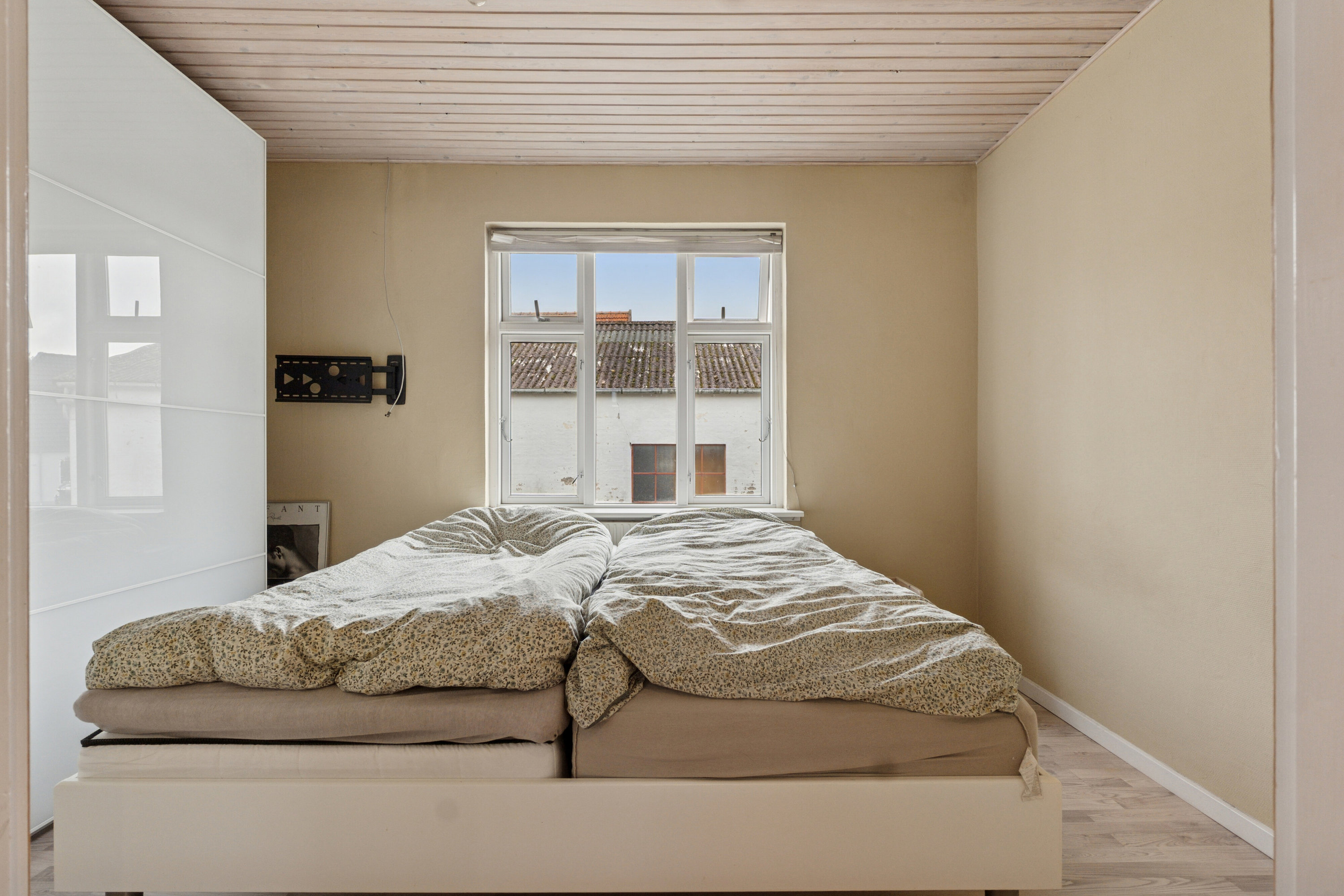 Fremhævet soveværelse billede i fuldskærmstilstand. Billede af Sorøvej 372, Ganges Bro, 4700 Næstved