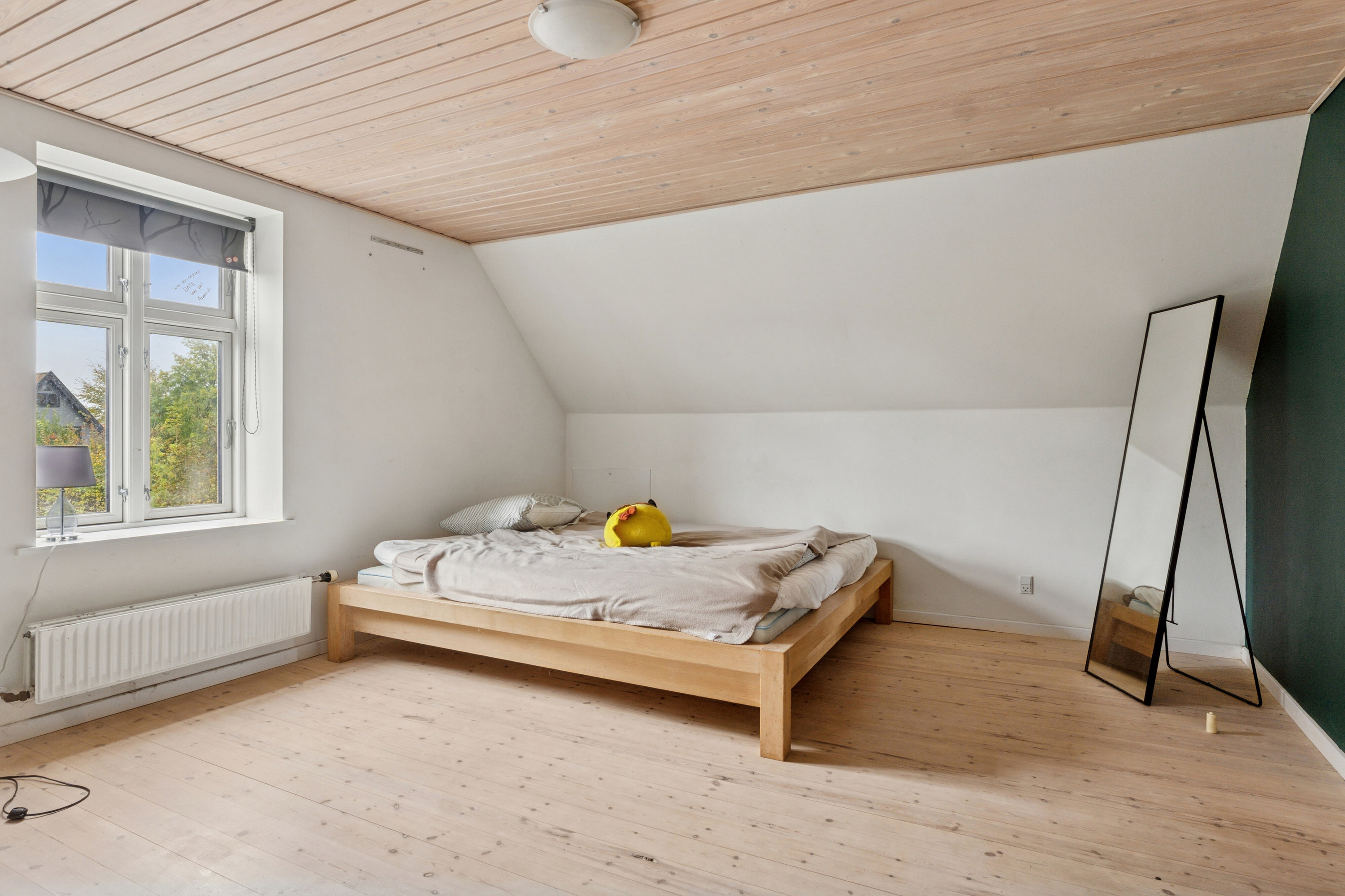 Fremhævet soveværelse billede i fuldskærmstilstand. Billede af Sorøvej 372, Ganges Bro, 4700 Næstved