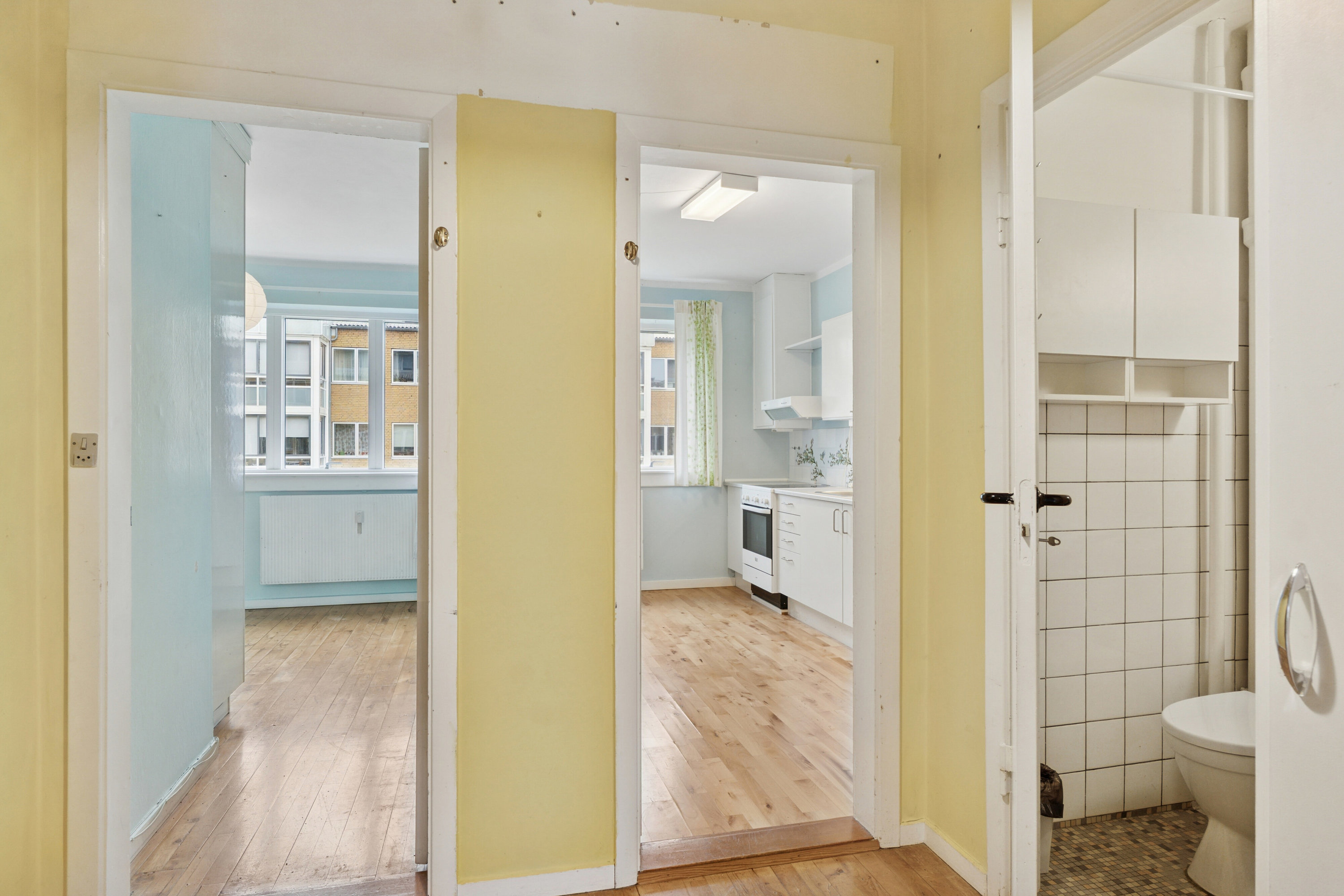 Fremhævet gang billede i fuldskærmstilstand. Billede af Næsborgvej 54, st.. tv., 2650 Hvidovre