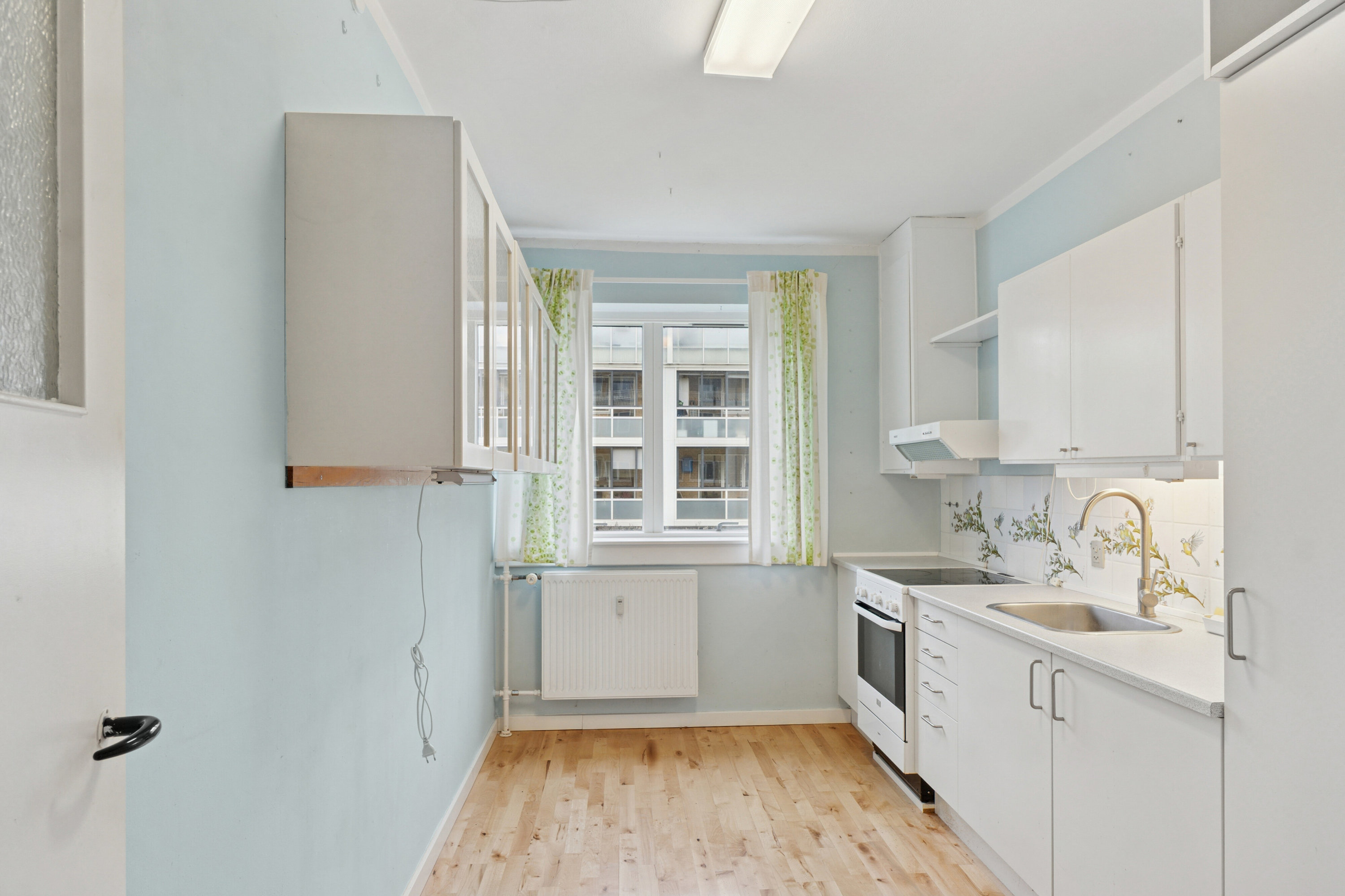 Fremhævet køkken billede i fuldskærmstilstand. Billede af Næsborgvej 54, st.. tv., 2650 Hvidovre