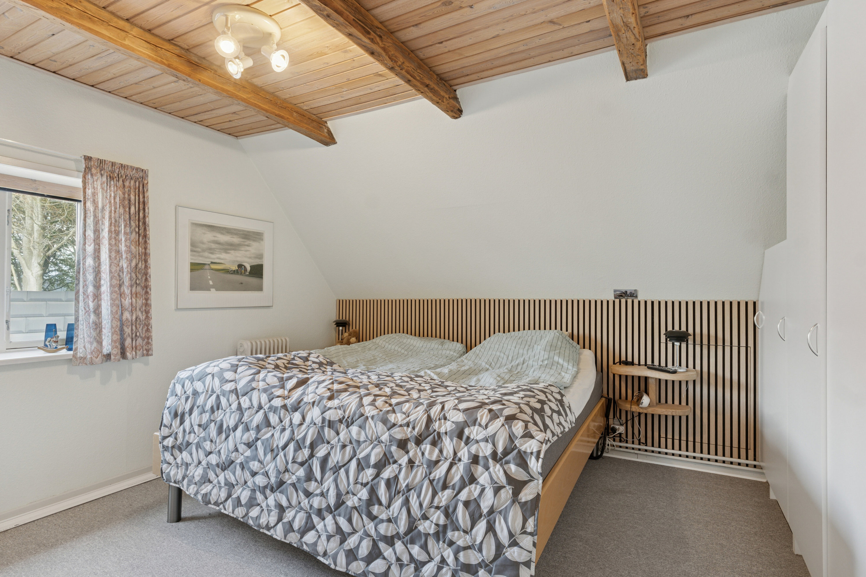 Fremhævet soveværelse billede i fuldskærmstilstand. Billede af Fredensgade 12, 9870 Sindal