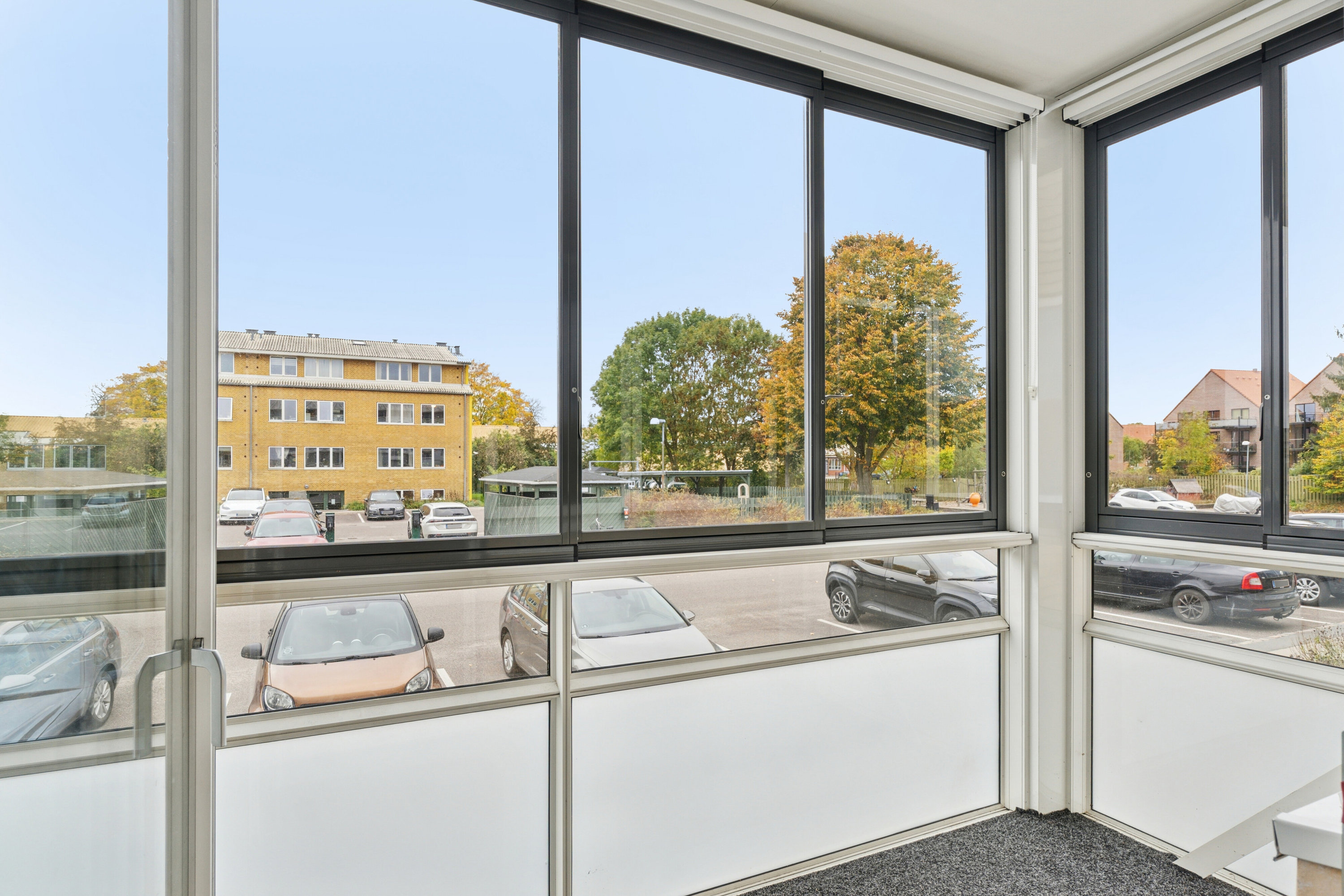 Fremhævet altan billede i fuldskærmstilstand. Billede af Næsborgvej 54, st.. tv., 2650 Hvidovre