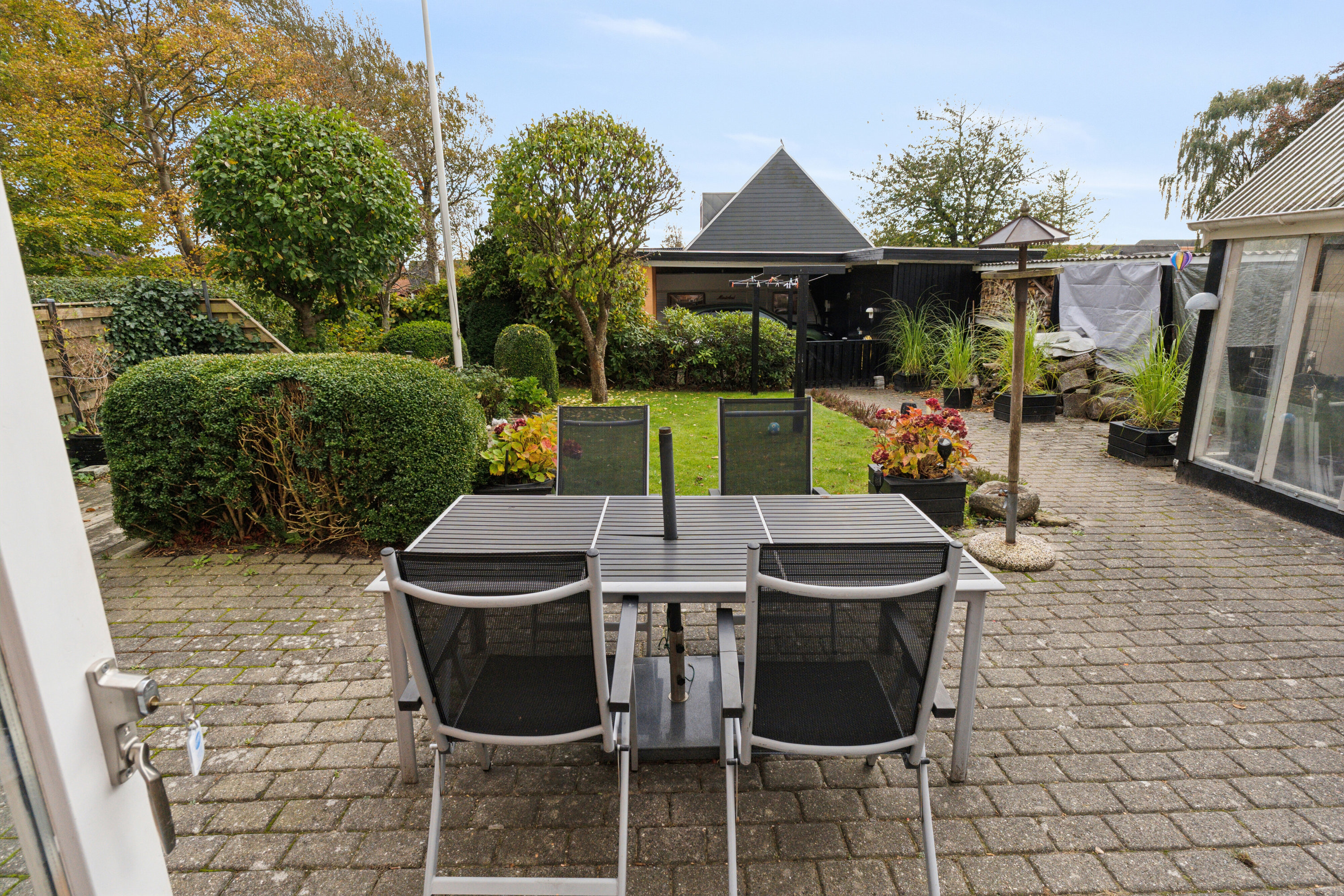 Fremhævet terrasse billede i fuldskærmstilstand. Billede af Fredensgade 12, 9870 Sindal