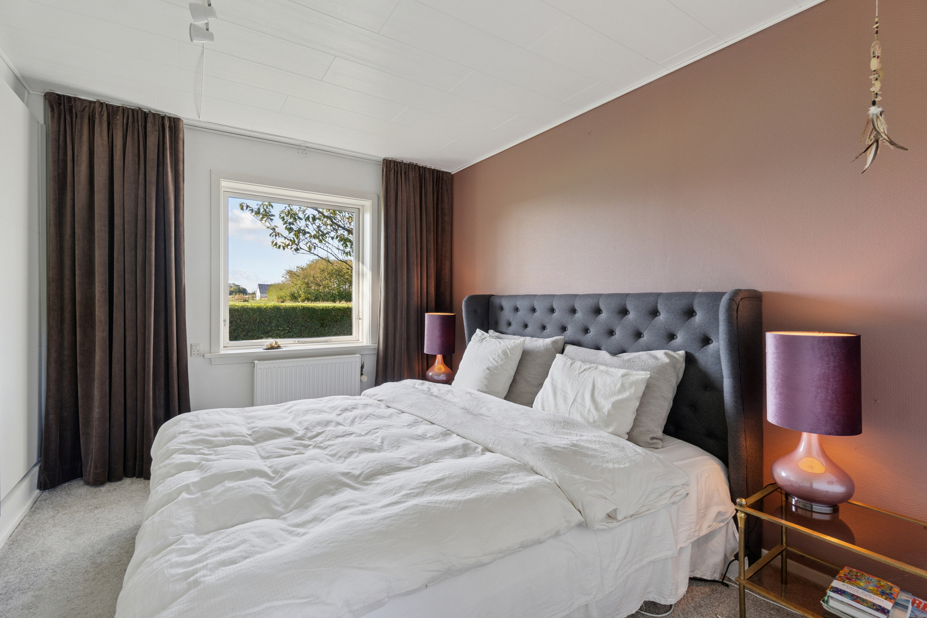 Fremhævet soveværelse billede i fuldskærmstilstand. Billede af Stensebyvejen 22, Bodilsker, 3730 Nexø