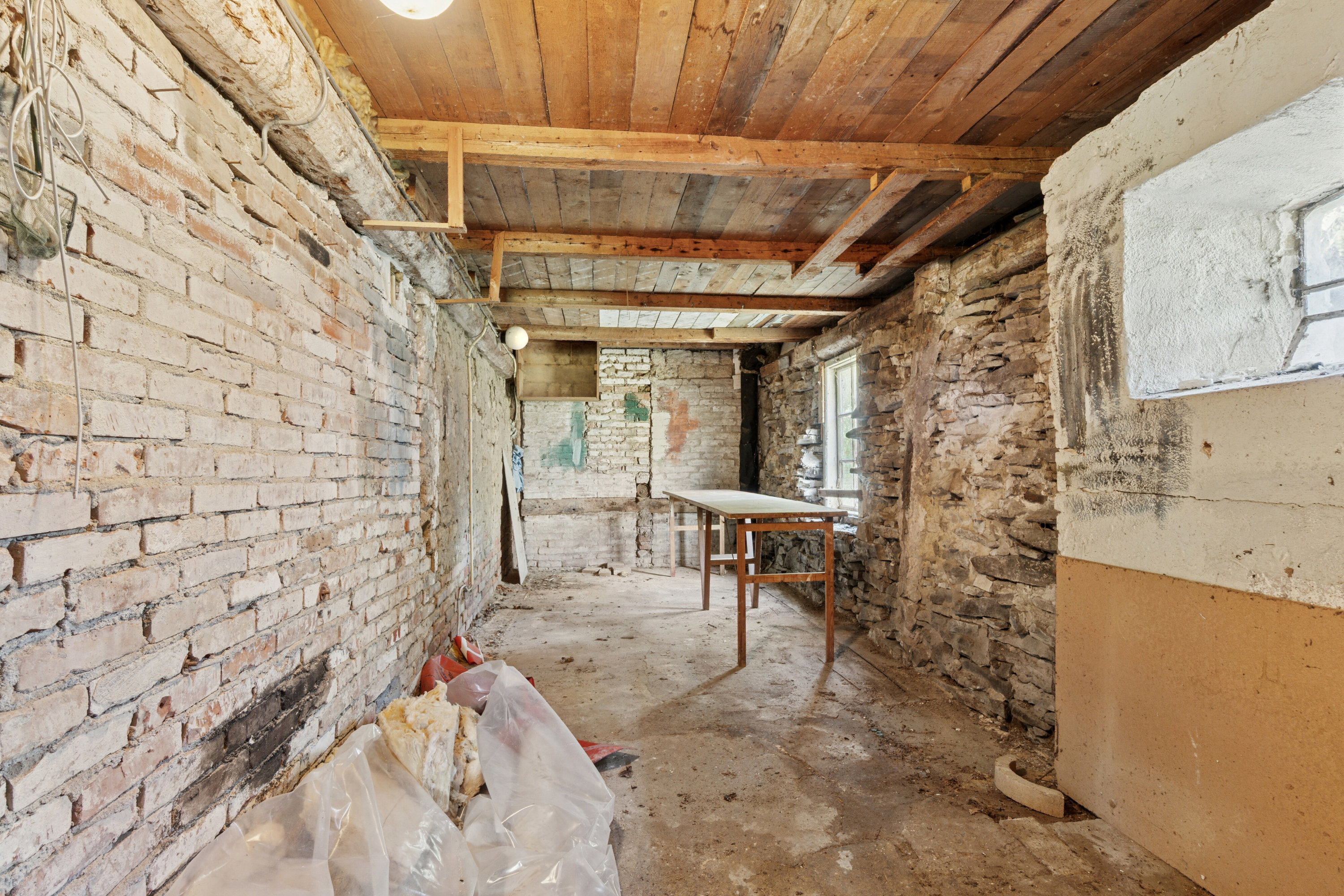 Fremhævet indendørs billede i fuldskærmstilstand. Billede af Nordre Smålyngsvej 2, 3720 Aakirkeby