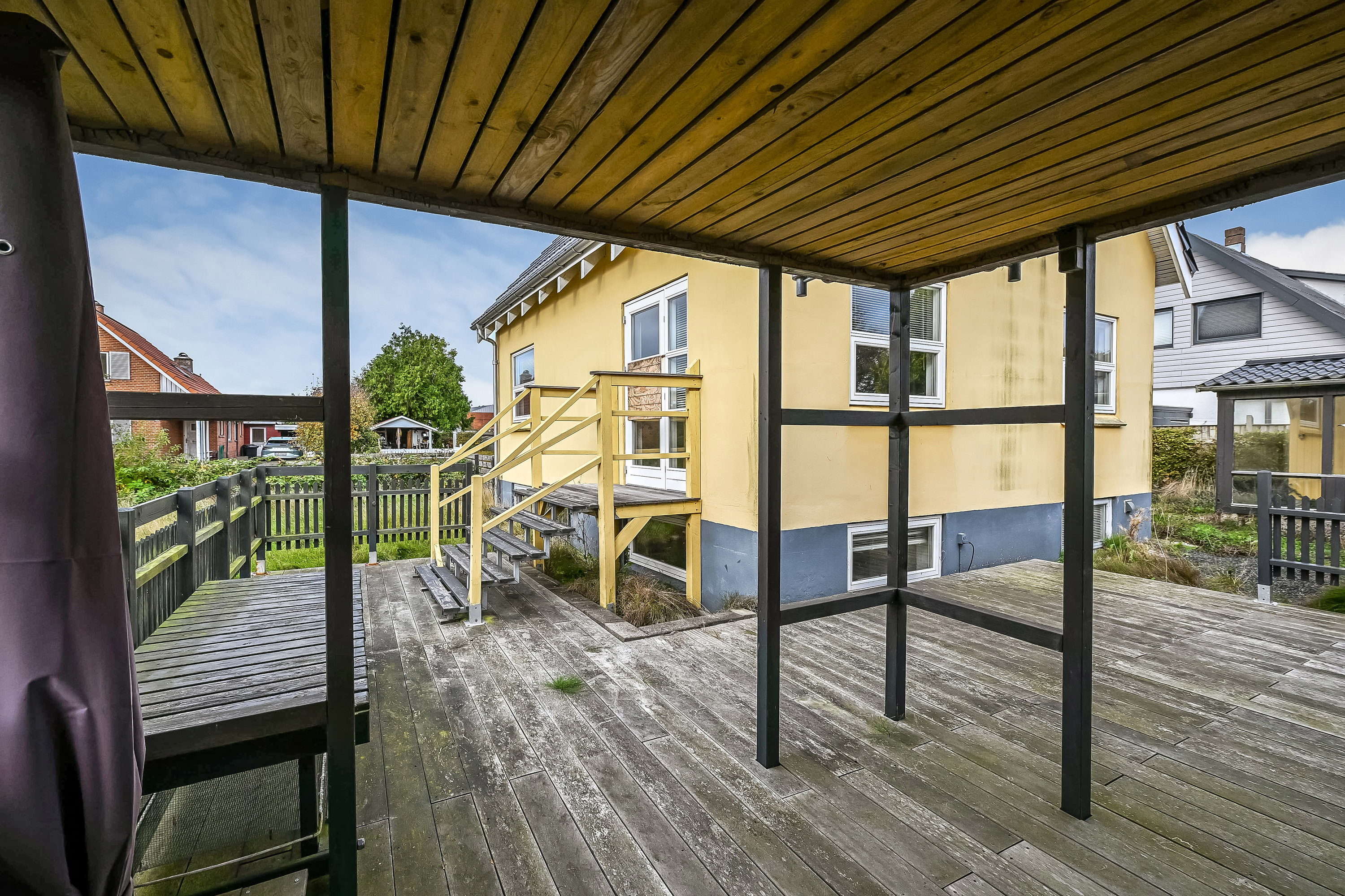 Fremhævet ejendommen billede i fuldskærmstilstand. Billede af Solbakken 2, 7600 Struer