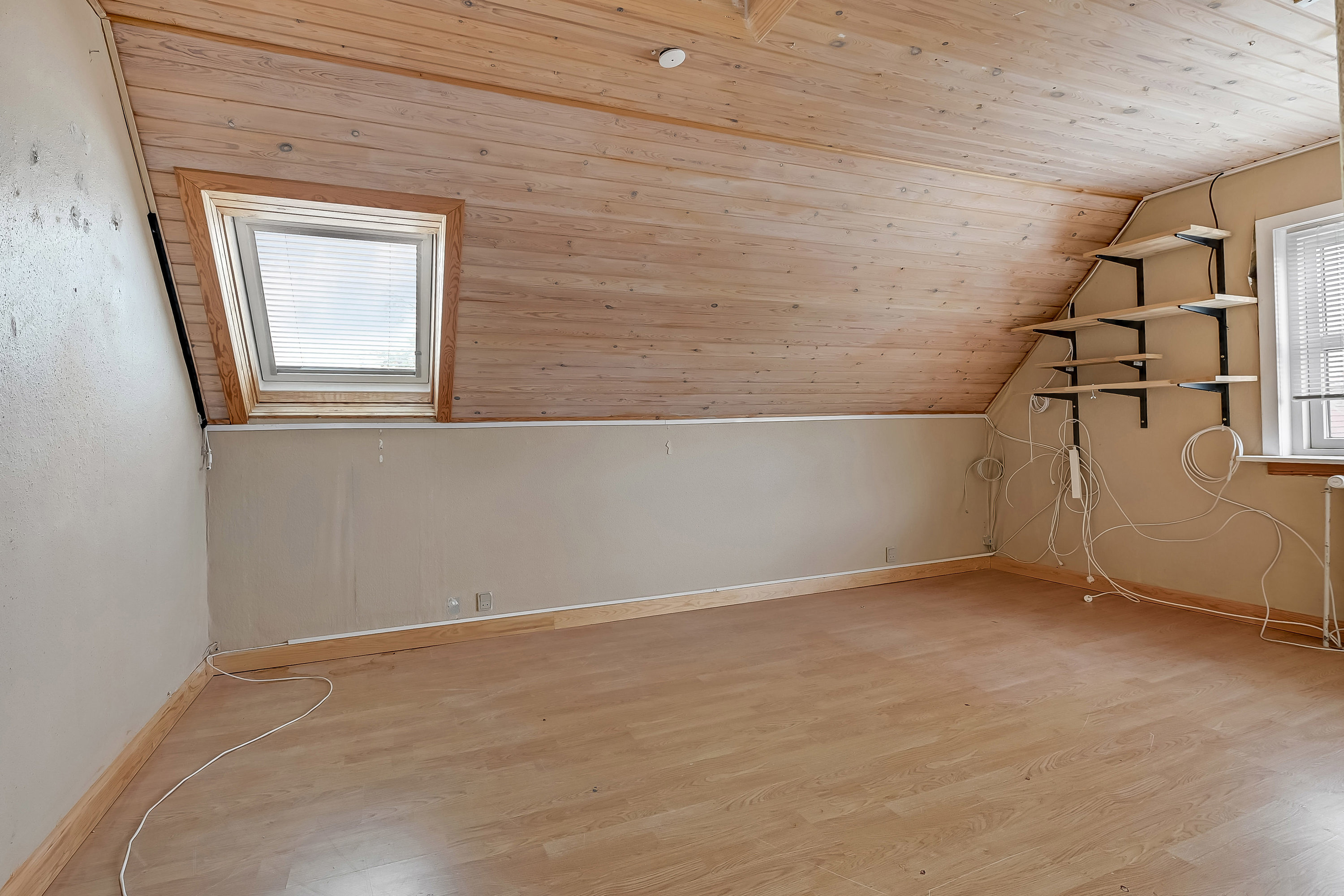 Fremhævet værelse billede i fuldskærmstilstand. Billede af Solbakken 2, 7600 Struer