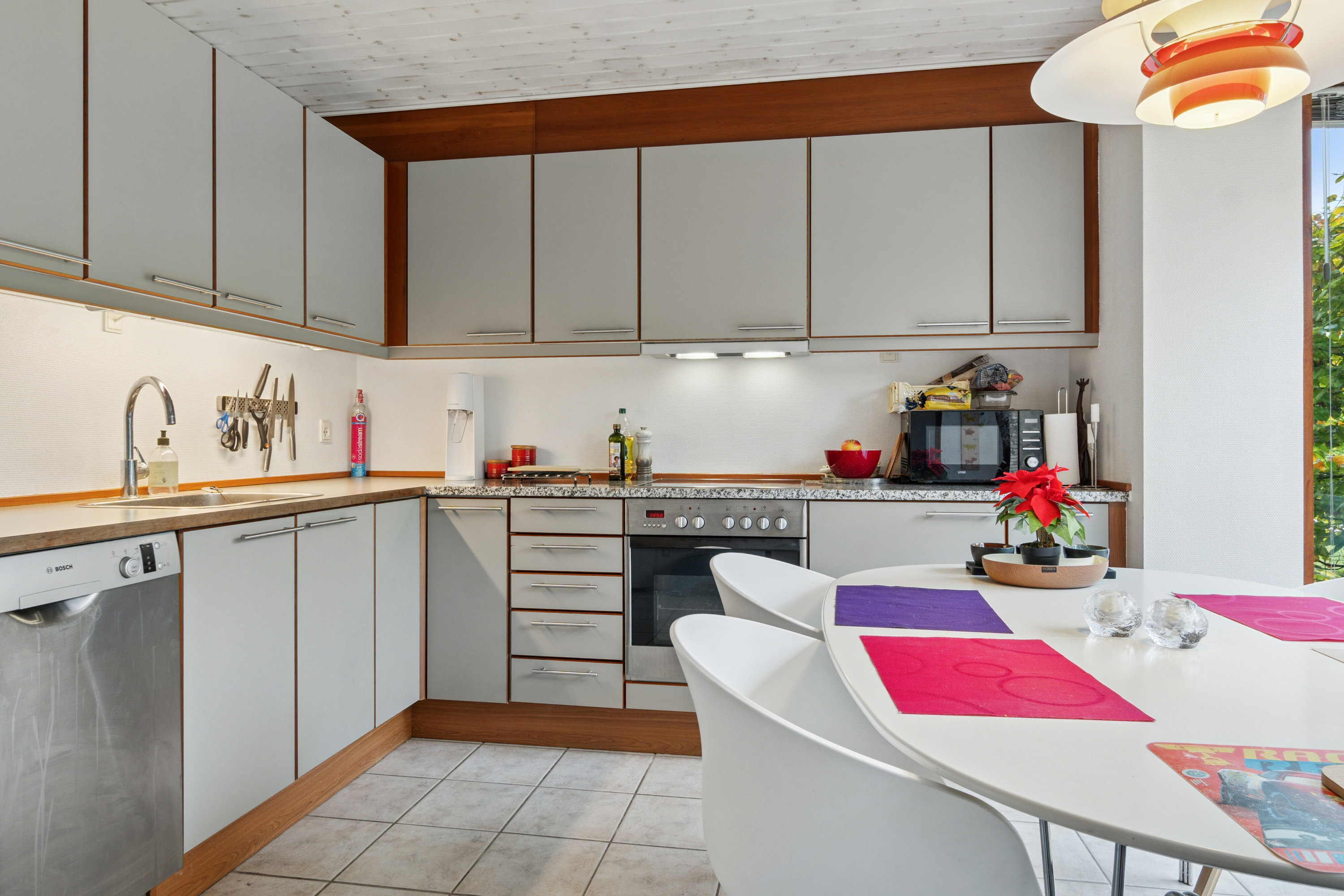 Fremhævet køkken billede i fuldskærmstilstand. Billede af Stensbjerg 18, 2600 Glostrup