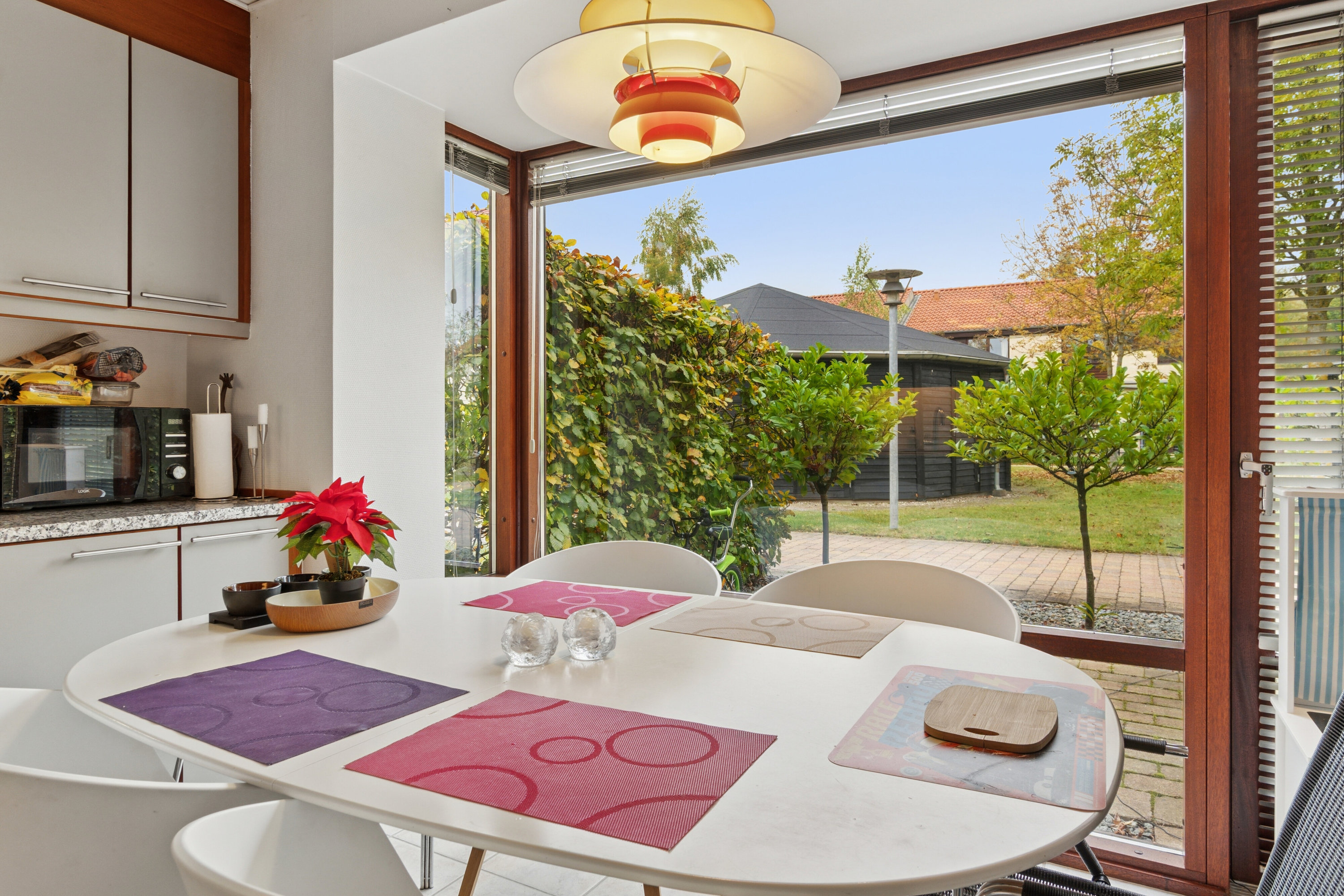 Fremhævet spisestue billede i fuldskærmstilstand. Billede af Stensbjerg 18, 2600 Glostrup