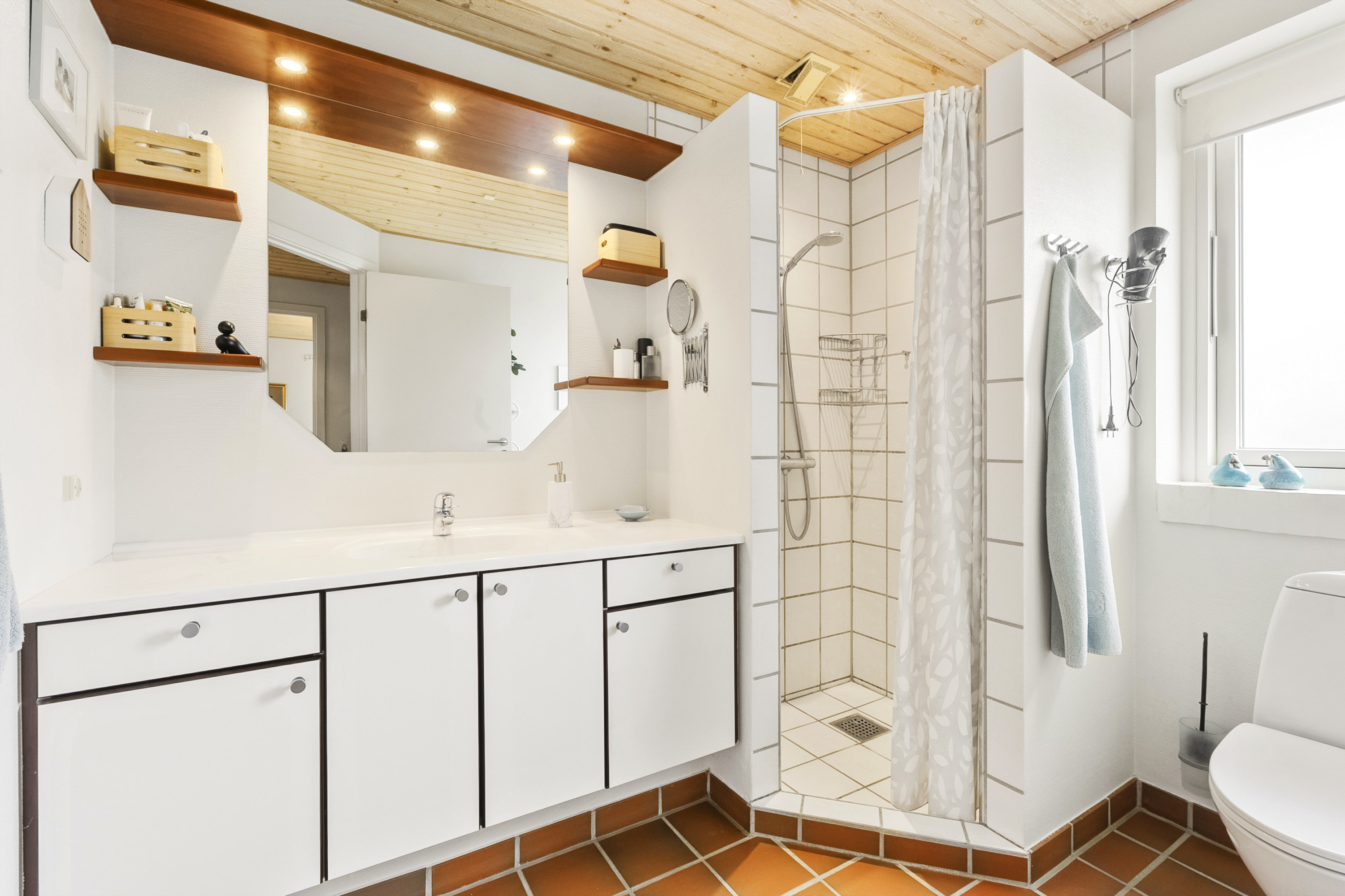 Fremhævet badeværelse billede i fuldskærmstilstand. Billede af Rantzausvej 22, Søgaard, 6200 Aabenraa