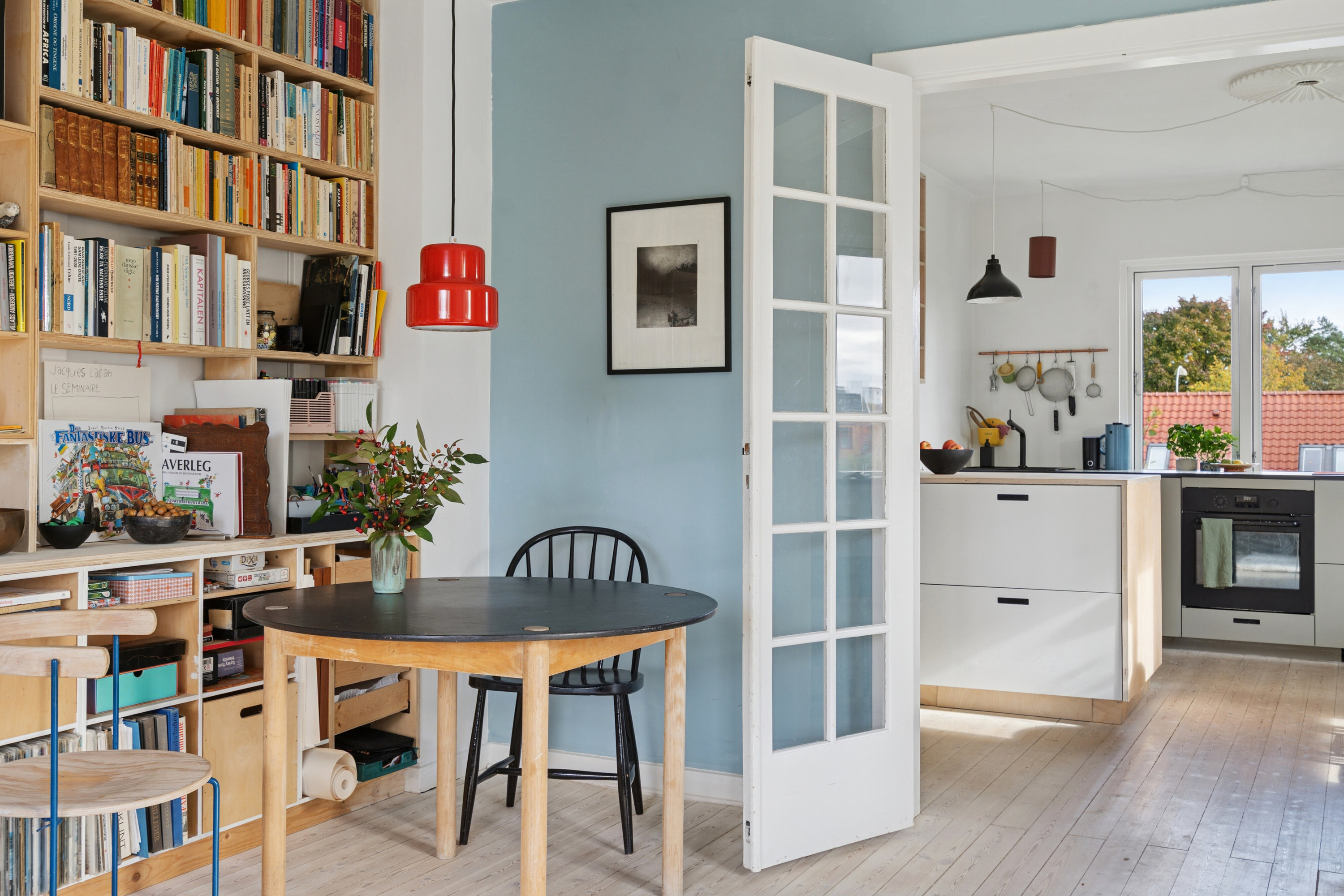 Fremhævet indendørs billede i fuldskærmstilstand. Billede af Christiansdal 38, 1., 2610 Rødovre